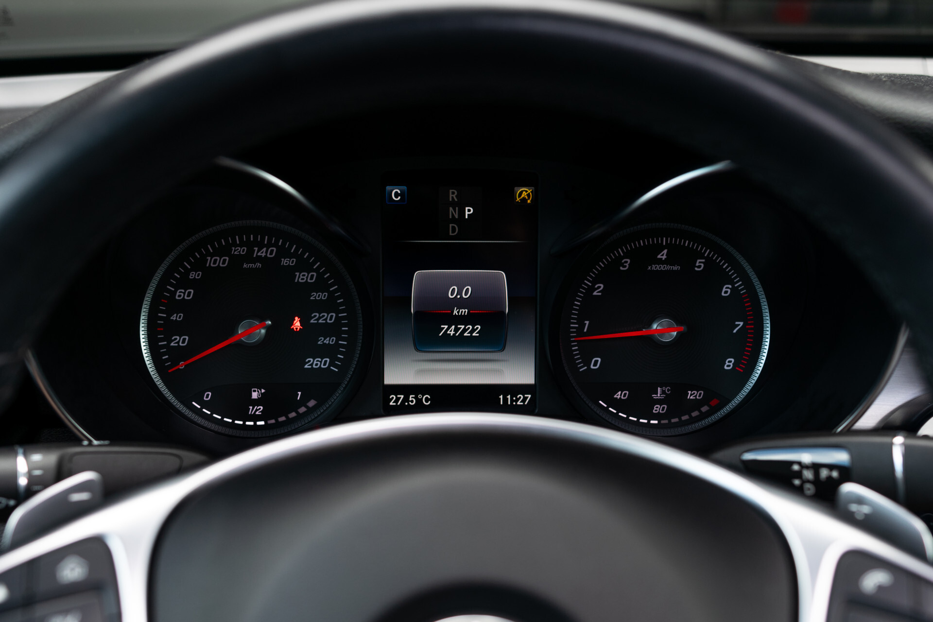 Mercedes-Benz GLC Coupé 250 4-M AMG | Schuifdak | 360 camera | Intelligent Light | Spoorpakket | Nightpakket Foto 7