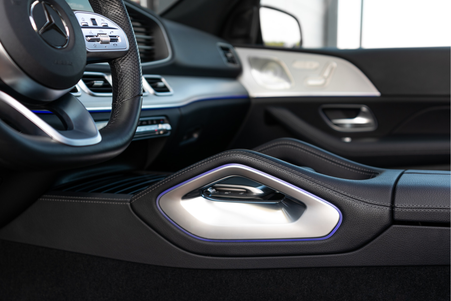 Mercedes-Benz GLE 350e 4-M AMG Night | Luchtvering | Panorama | Burmester Foto 22