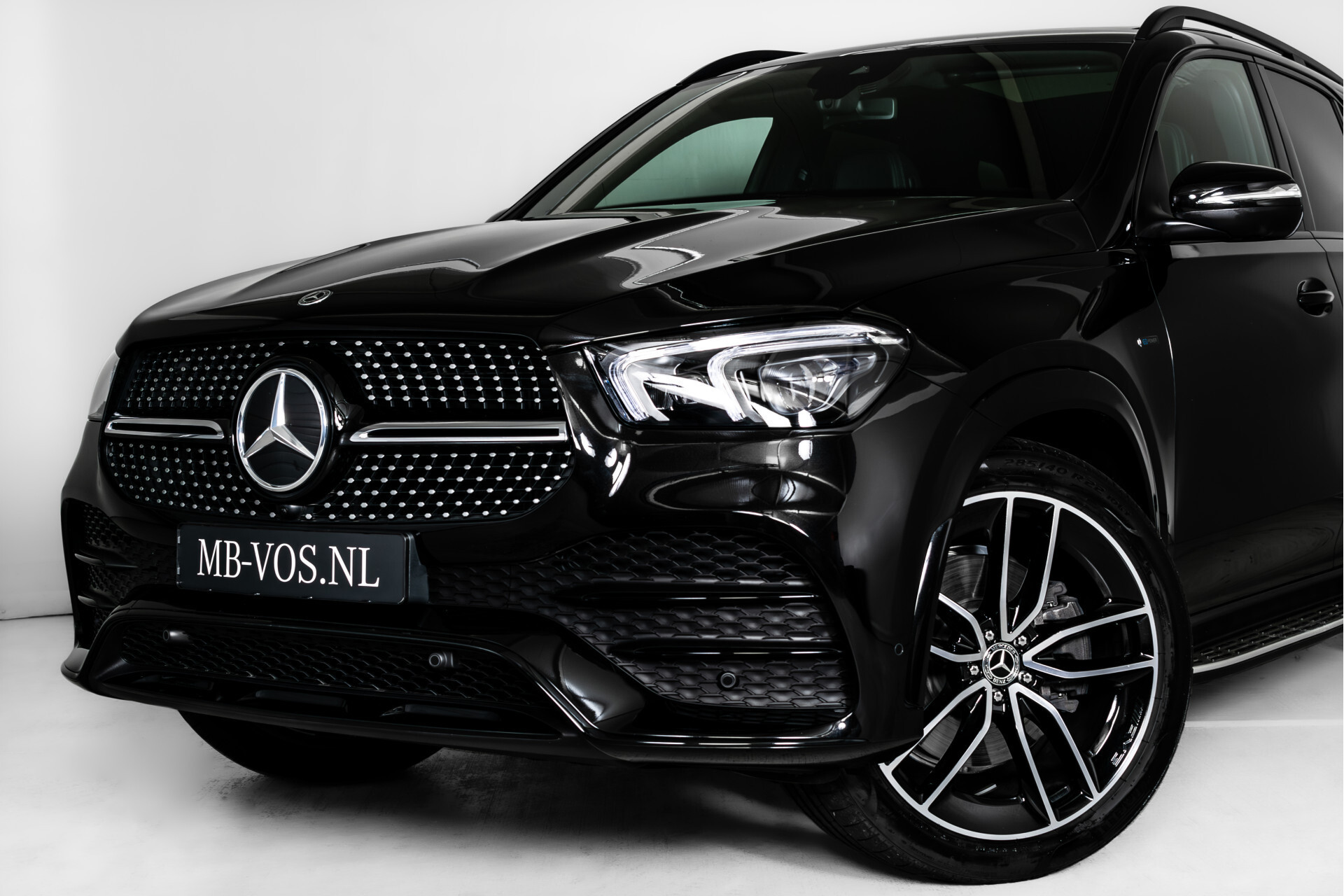 Mercedes-Benz GLE 350e 4-M AMG Night | Luchtvering | Panorama | Burmester Foto 36