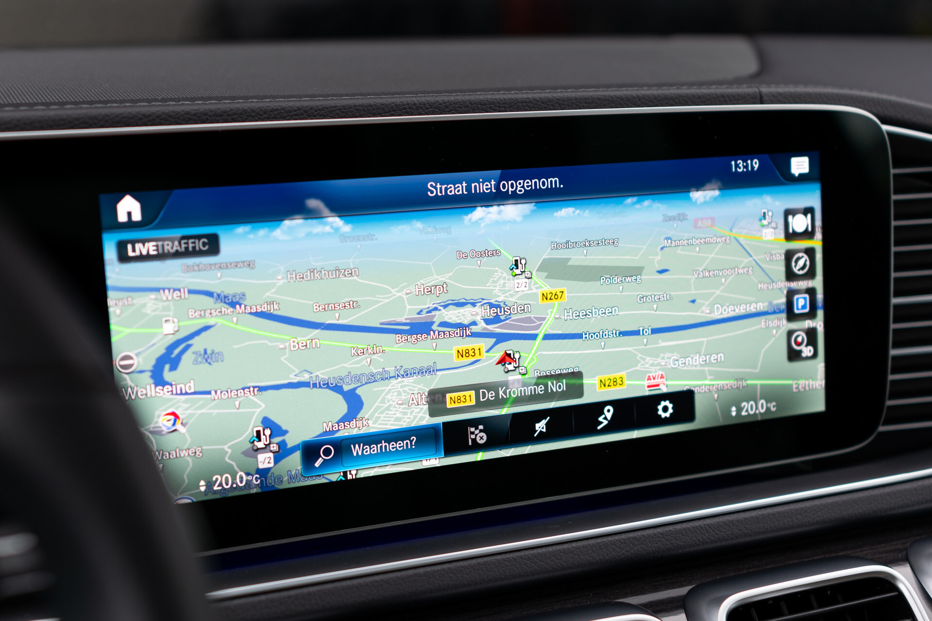 Mercedes-Benz GLE Coupé 350 e 4-M AMG Luchtvering | Panorama | Stoelkoeling | Mem | Burmester | Keyless | Distronic | Treeplanken | Panamericana Foto 12