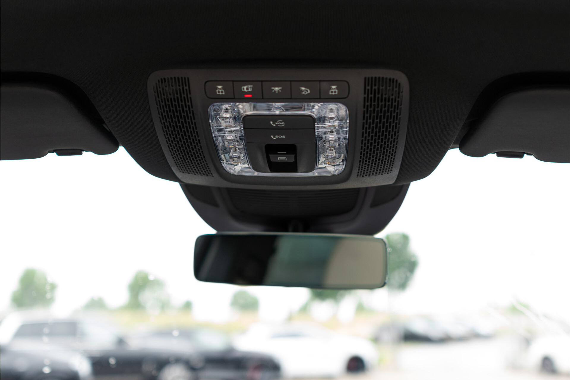 Mercedes-Benz GLE Coupé 350 e 4-M AMG Luchtvering | Panorama | Stoelkoeling | Mem | Burmester | Keyless | Distronic | Treeplanken | Panamericana Foto 13