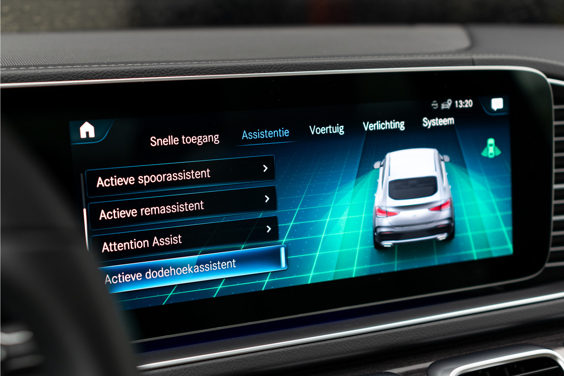 Mercedes-Benz GLE Coupé 350 e 4-M AMG Luchtvering | Panorama | Stoelkoeling | Mem | Burmester | Keyless | Distronic | Treeplanken | Panamericana Foto 21