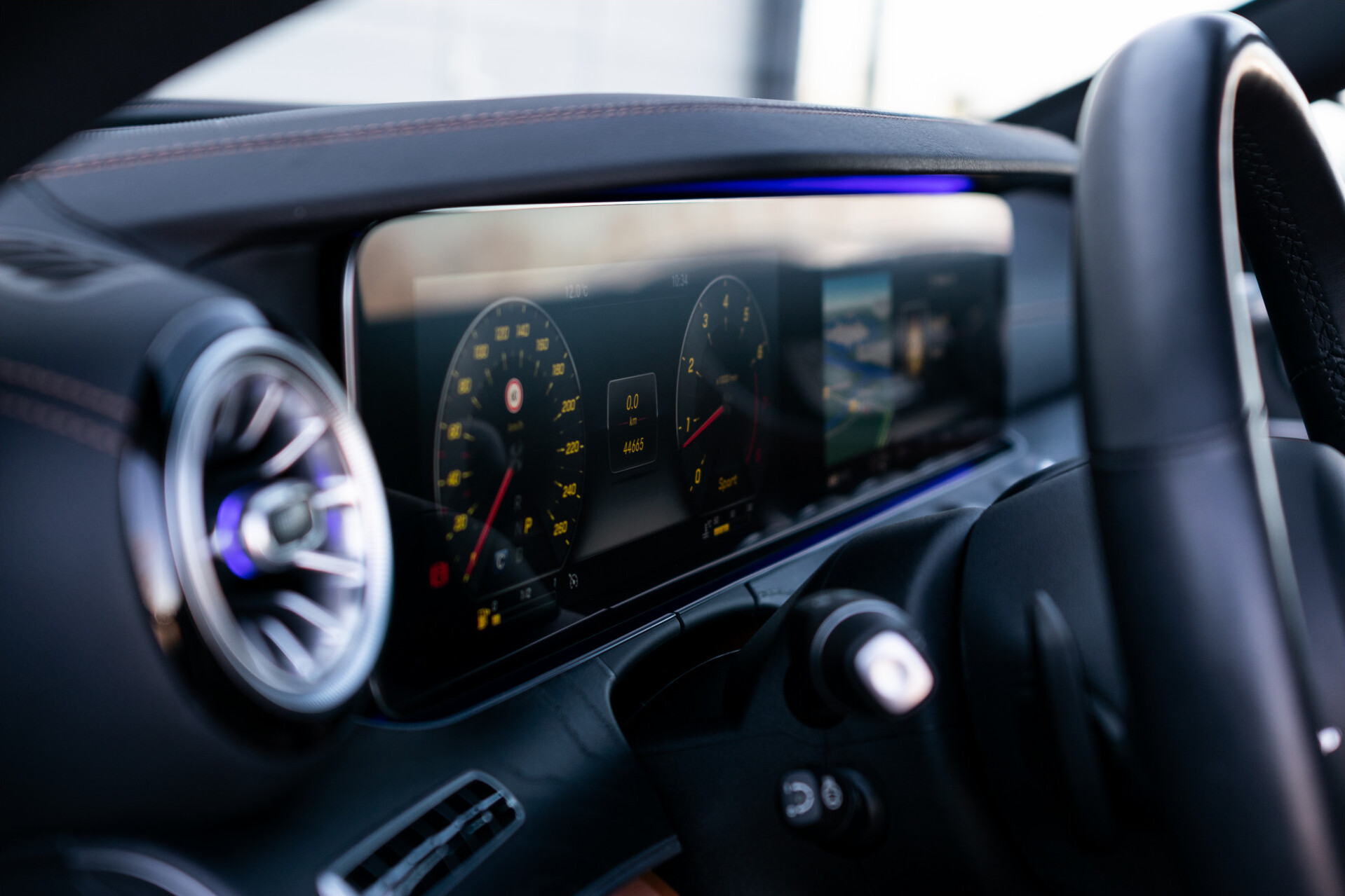 Mercedes-Benz E-Klasse Coupé 200 AMG Premium Plus Night | Panorama | Keyless | Burmester | Mem | 360 | 20" | New Service Foto 39