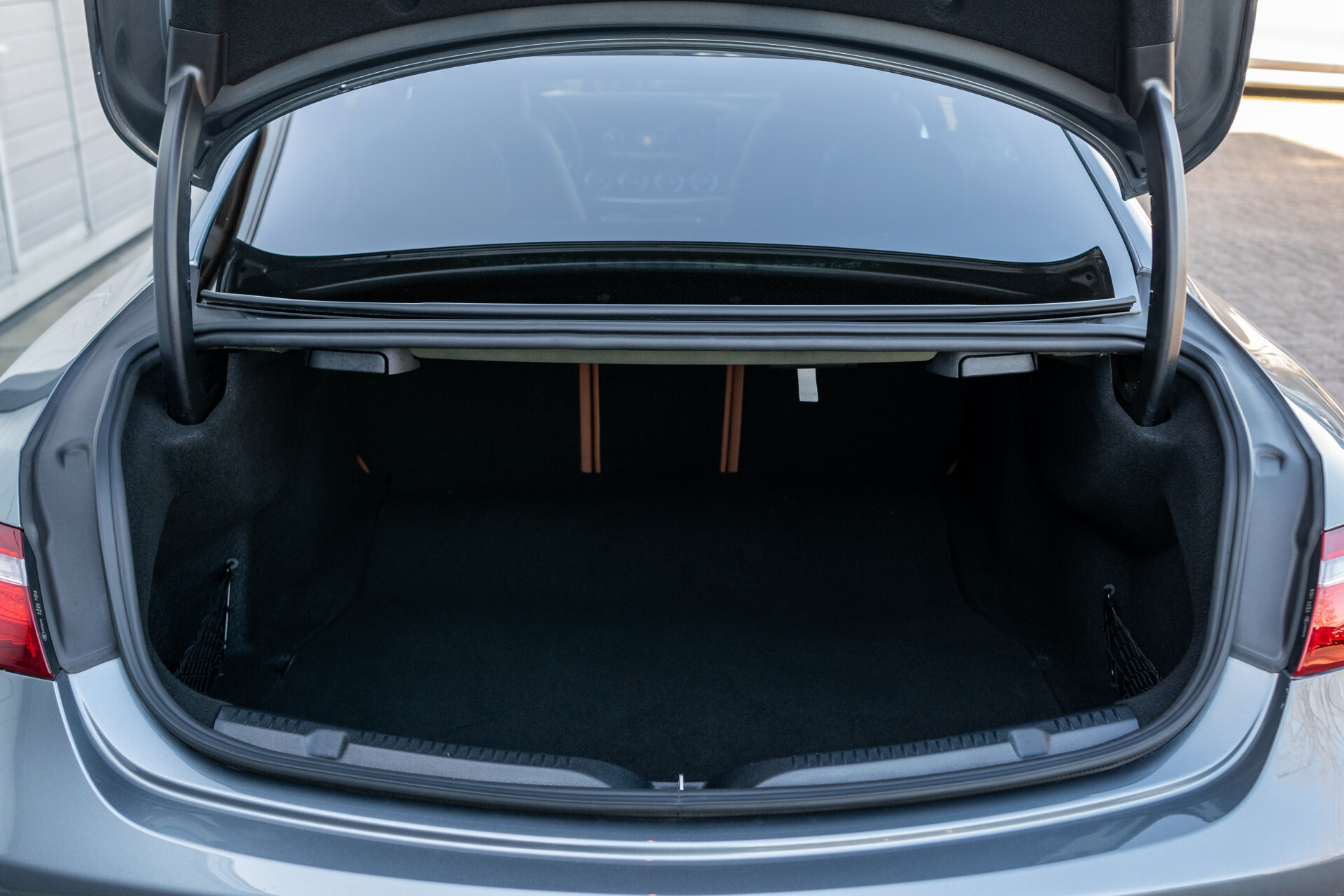 Mercedes-Benz E-Klasse Coupé 200 AMG Premium Plus Night | Panorama | Keyless | Burmester | Mem | 360 | 20" | New Service Foto 45