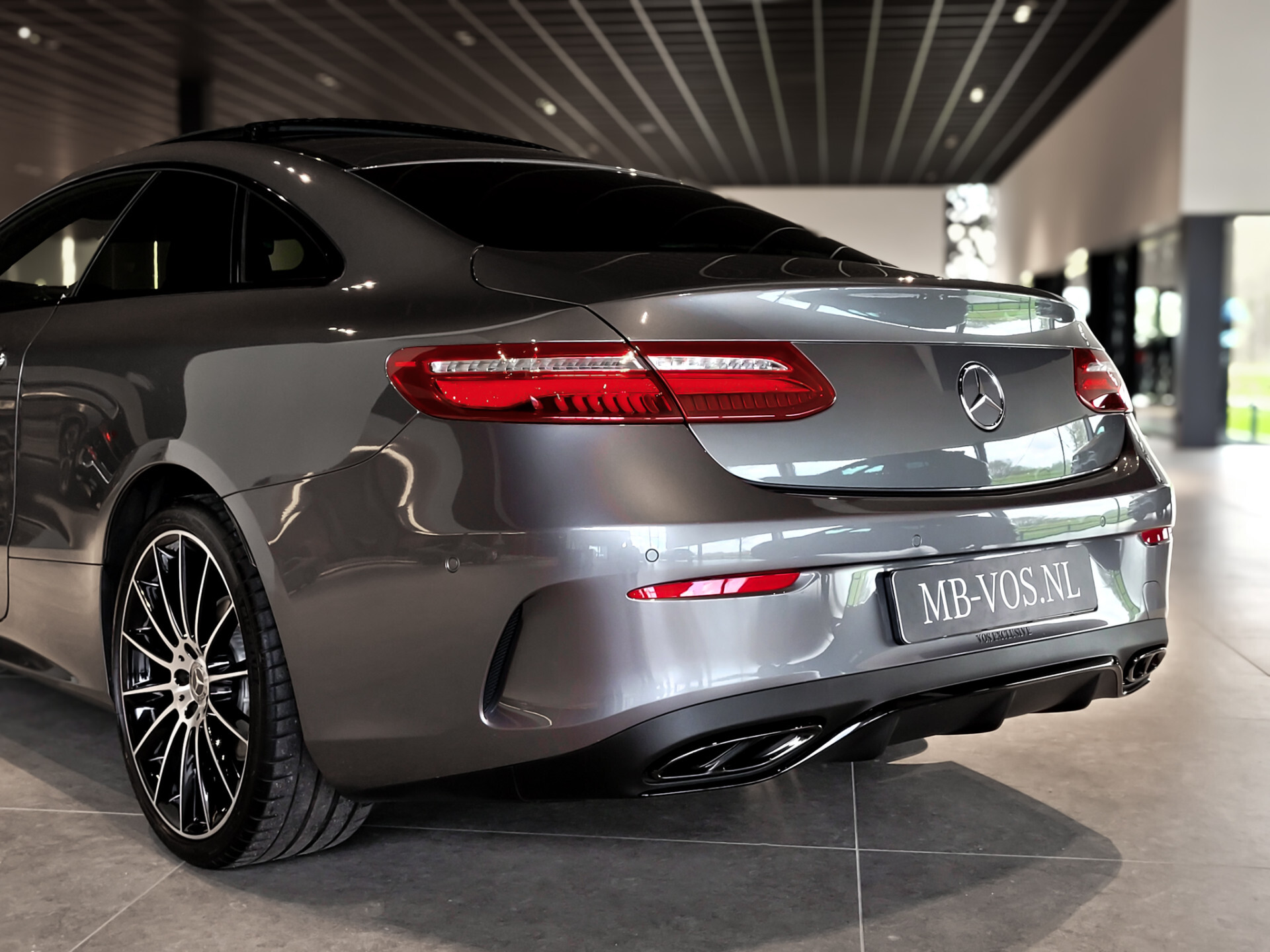 Mercedes-Benz E-Klasse Coupé 200 AMG Premium Plus Night | Panorama | Keyless | Burmester | Mem | 360 | 20" | New Service Foto 47