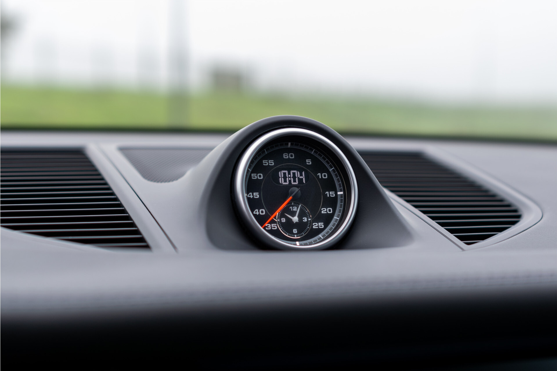 Porsche Macan 3.0 S Sport Chrono | Luchtvering | Panorama | Blackline | 21" | PDLS | Sportuitlaat Foto 19