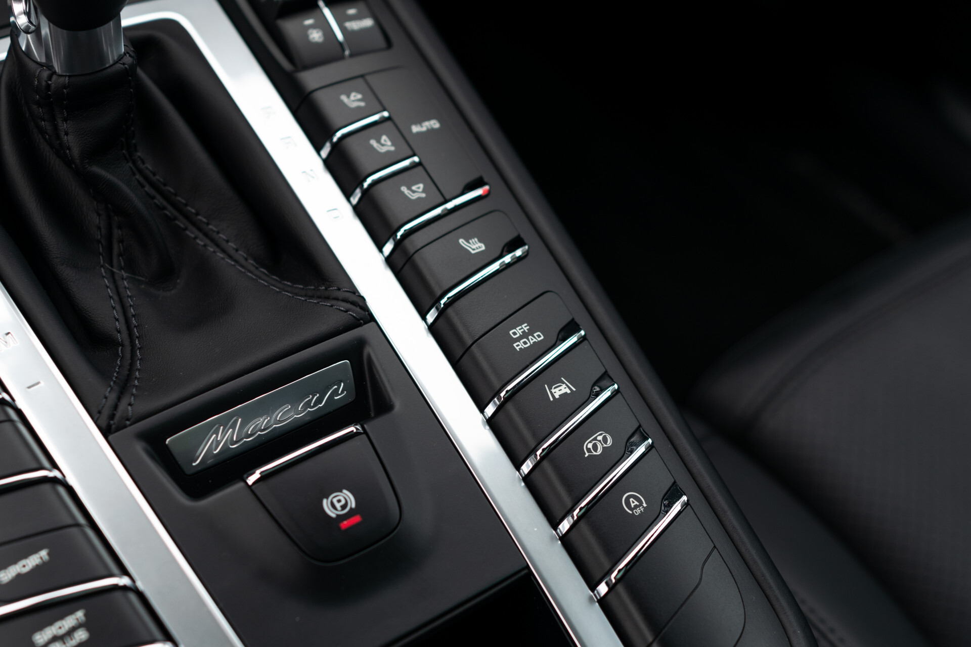 Porsche Macan 3.0 S Sport Chrono | Luchtvering | Panorama | Blackline | 21" | PDLS | Sportuitlaat Foto 23