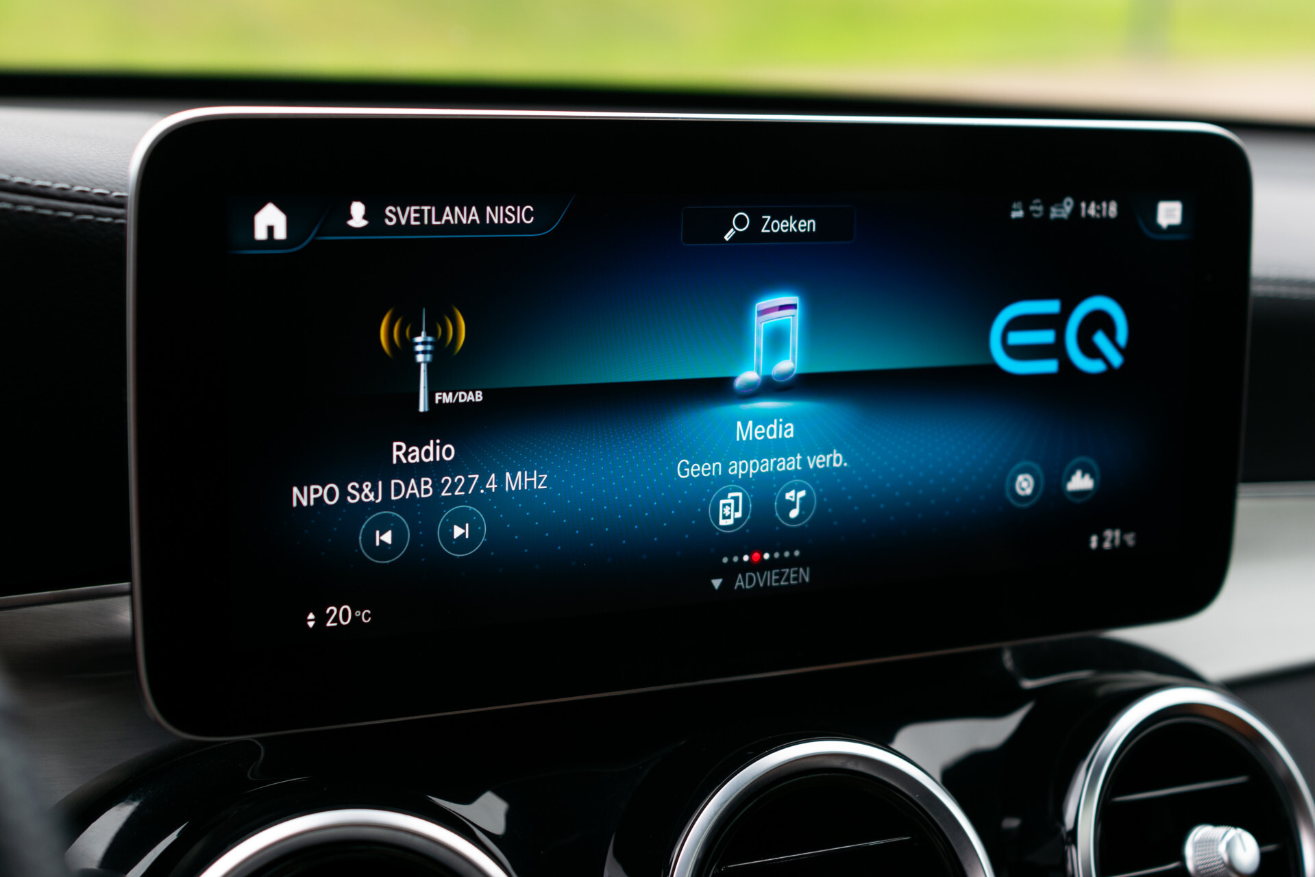 Mercedes-Benz GLC Coupé 300e 4-M AMG | Night | Schuifdak | Memory | 360 camera | SoundSysteem | 20" | Treeplanken Foto 25