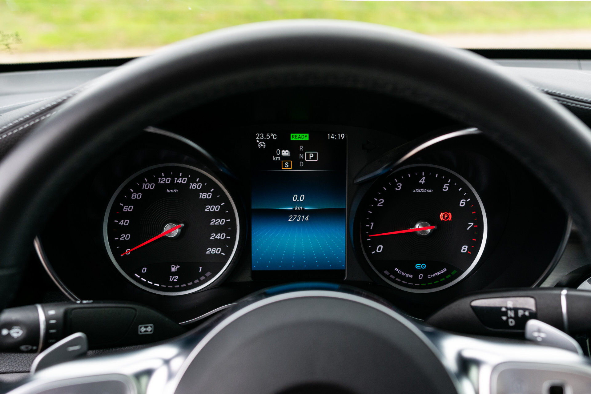 Mercedes-Benz GLC Coupé 300e 4-M AMG | Night | Schuifdak | Memory | 360 camera | SoundSysteem | 20" | Treeplanken Foto 8