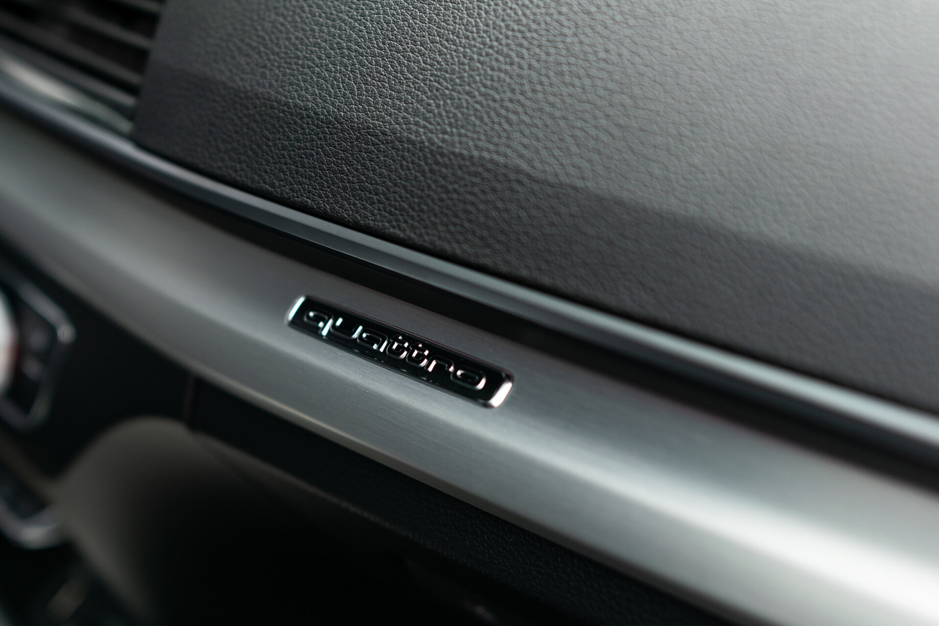 Audi Q5 Sportback 55 TFSI e S edition S edition Luchtvering | Panorama | Keyless | Nappa | Trekhaak | Zwart Optiek | Nieuwprijs €103268 Foto 20