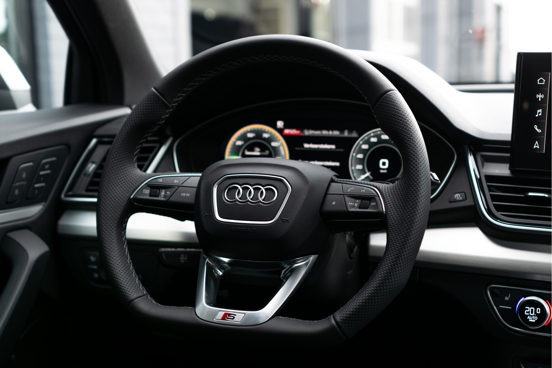 Audi Q5 Sportback 55 TFSI e S edition S edition Luchtvering | Panorama | Keyless | Nappa | Trekhaak | Zwart Optiek | Nieuwprijs €103268 Foto 28