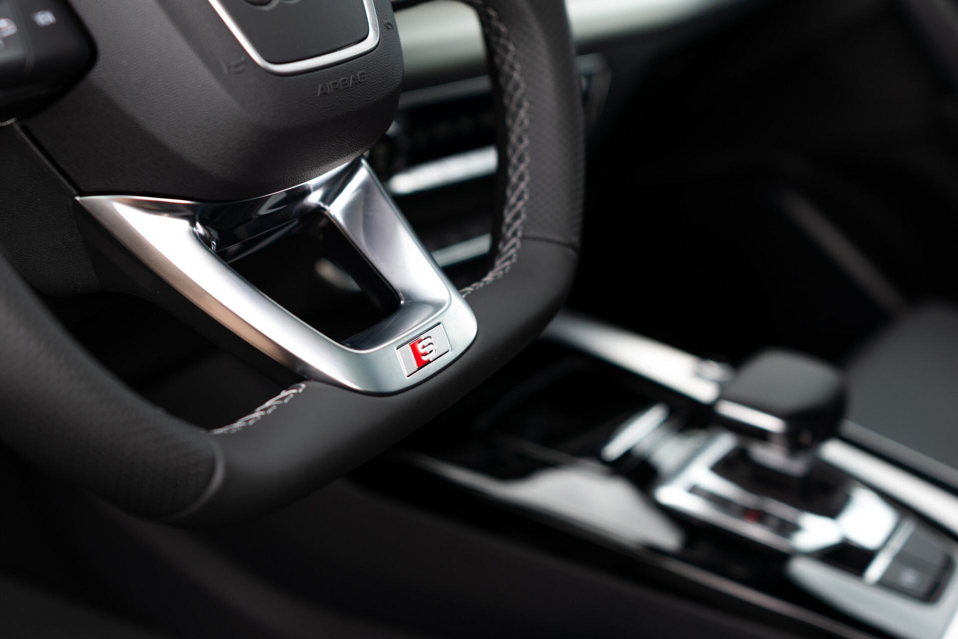 Audi Q5 Sportback 55 TFSI e S edition S edition Luchtvering | Panorama | Keyless | Nappa | Trekhaak | Zwart Optiek | Nieuwprijs €103268 Foto 32