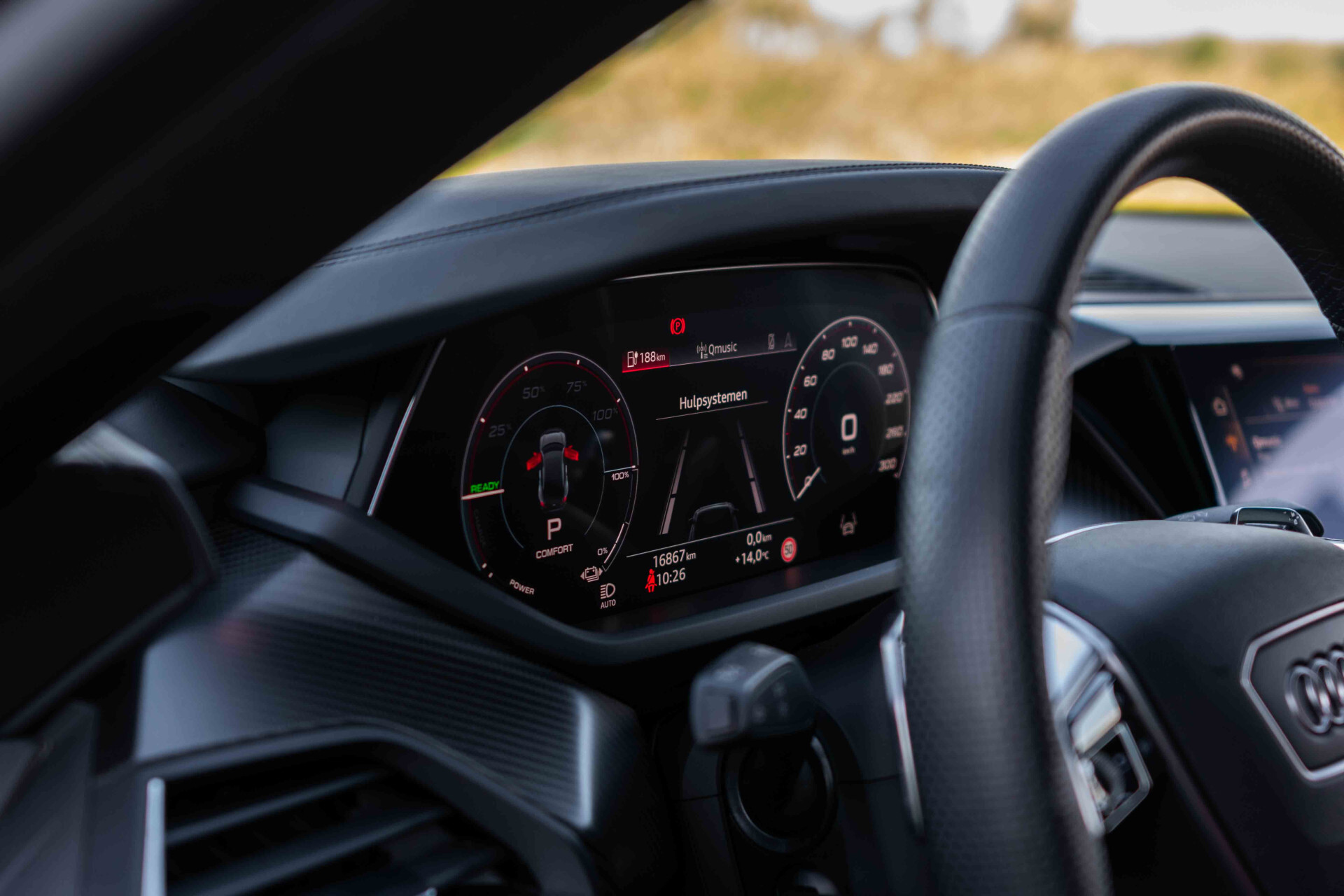 Audi e-tron GT RS 93 kWh 600 pk B&O | 21" | Carbid Brakes | Laser | HUD | Alcantara | Assistentie Plus | Standkachel/koeling Foto 24