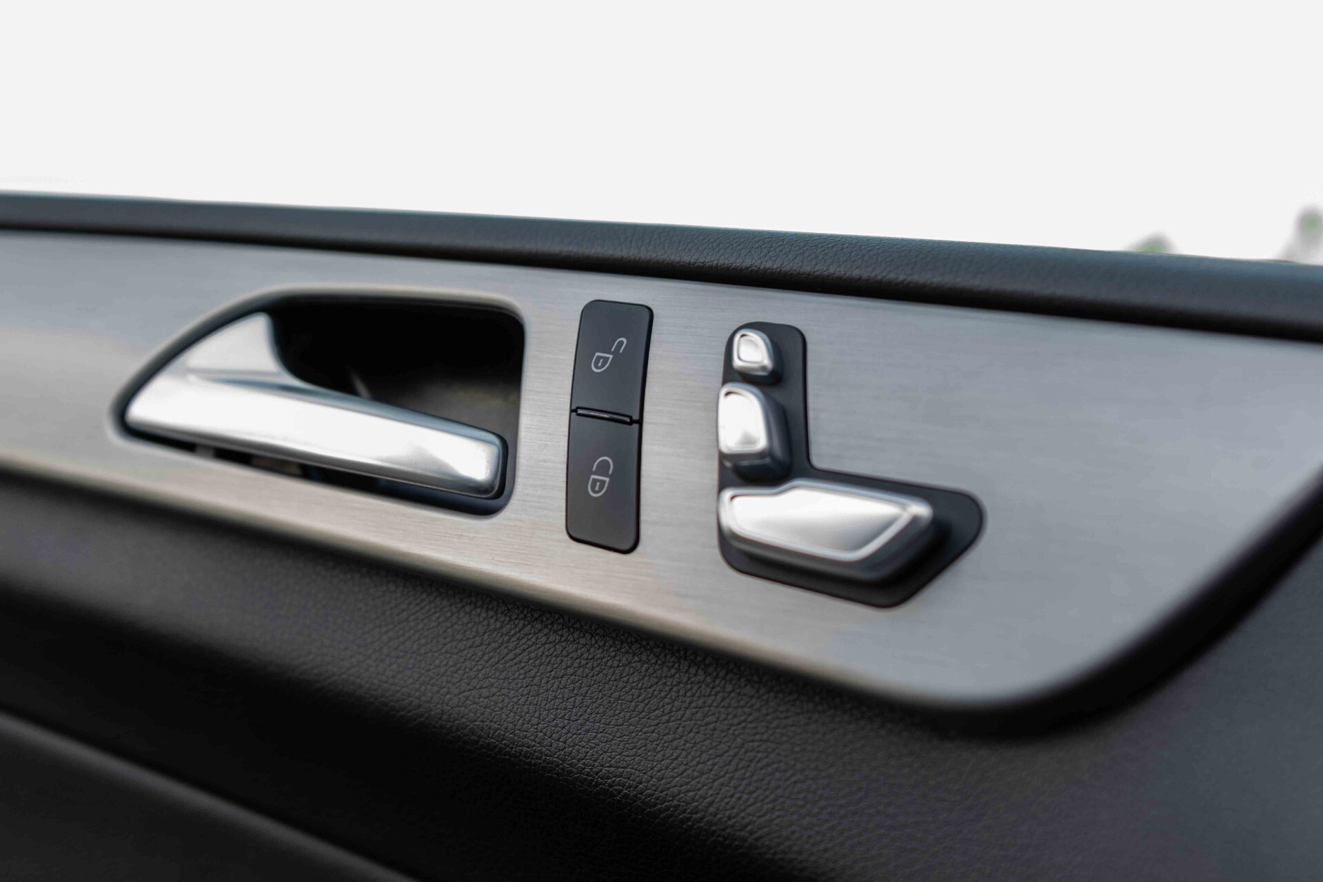 Mercedes-Benz GLE 350 d 4-M Luchtvering | Schuifdak | Trekhaak | 19" | Carplay | Comand | ILS | Leder | Sfeerverlichting | Aut9 Foto 10