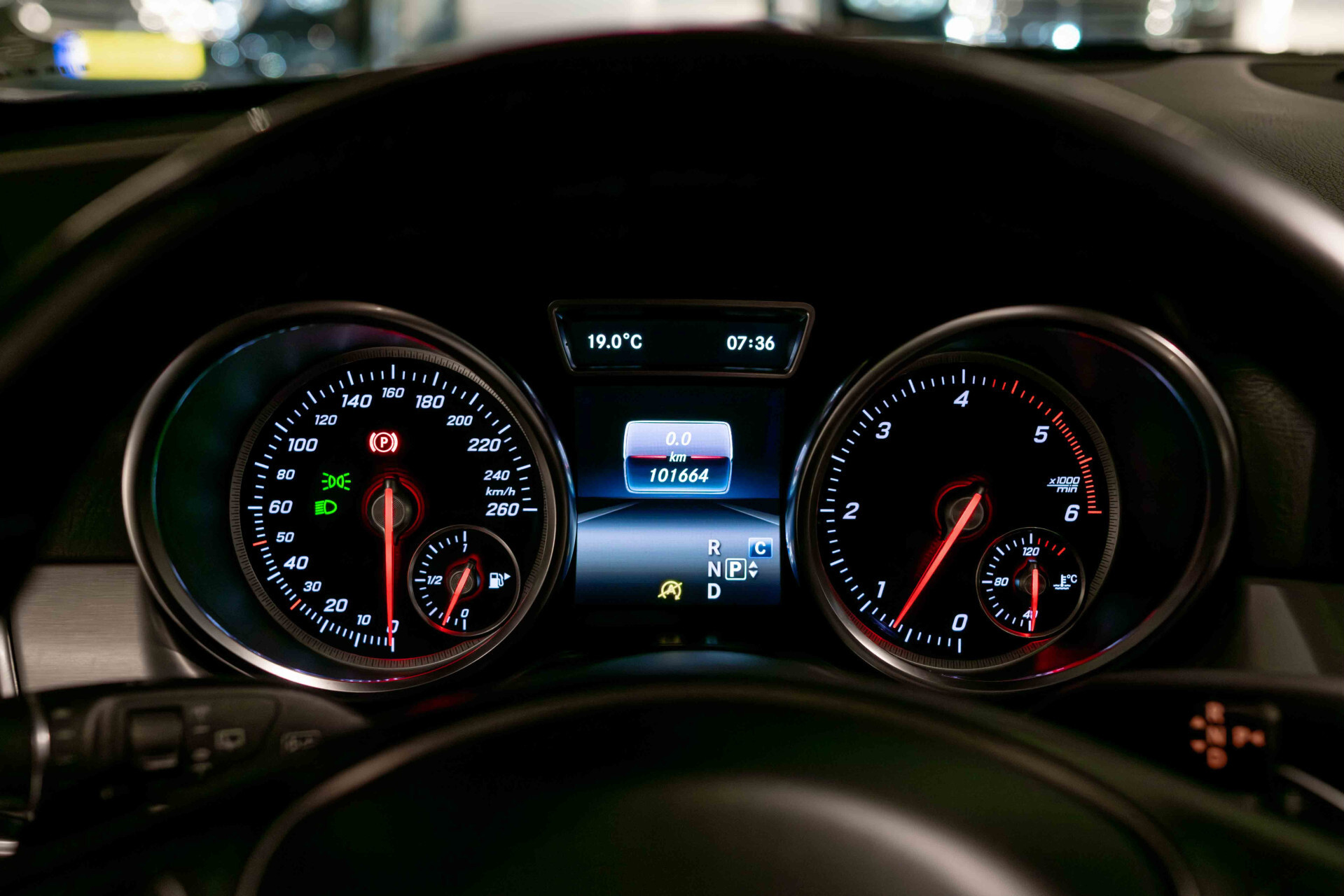 Mercedes-Benz GLE 350 d 4-M Luchtvering | Schuifdak | Trekhaak | 19" | Carplay | Comand | ILS | Leder | Sfeerverlichting | Aut9 Foto 7