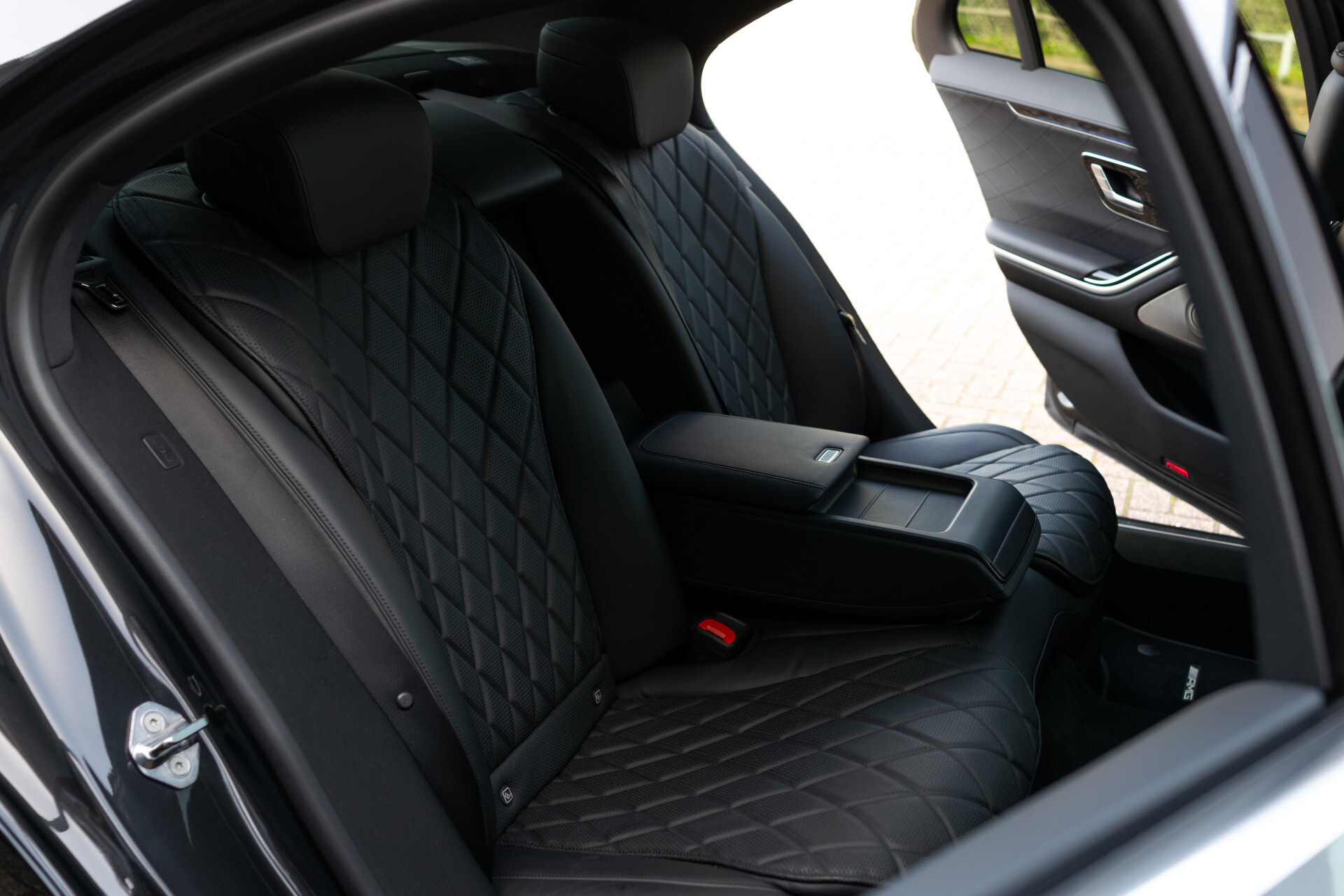 Mercedes-Benz S-Klasse 400d 4-M Lang AMG | Achterasbesturing | Massage | HUD | Ruitleder | Keyless | Softclose | Nightpakket | 21" | Burmester 3D | Stoelkoeling | Aut9 Foto 4