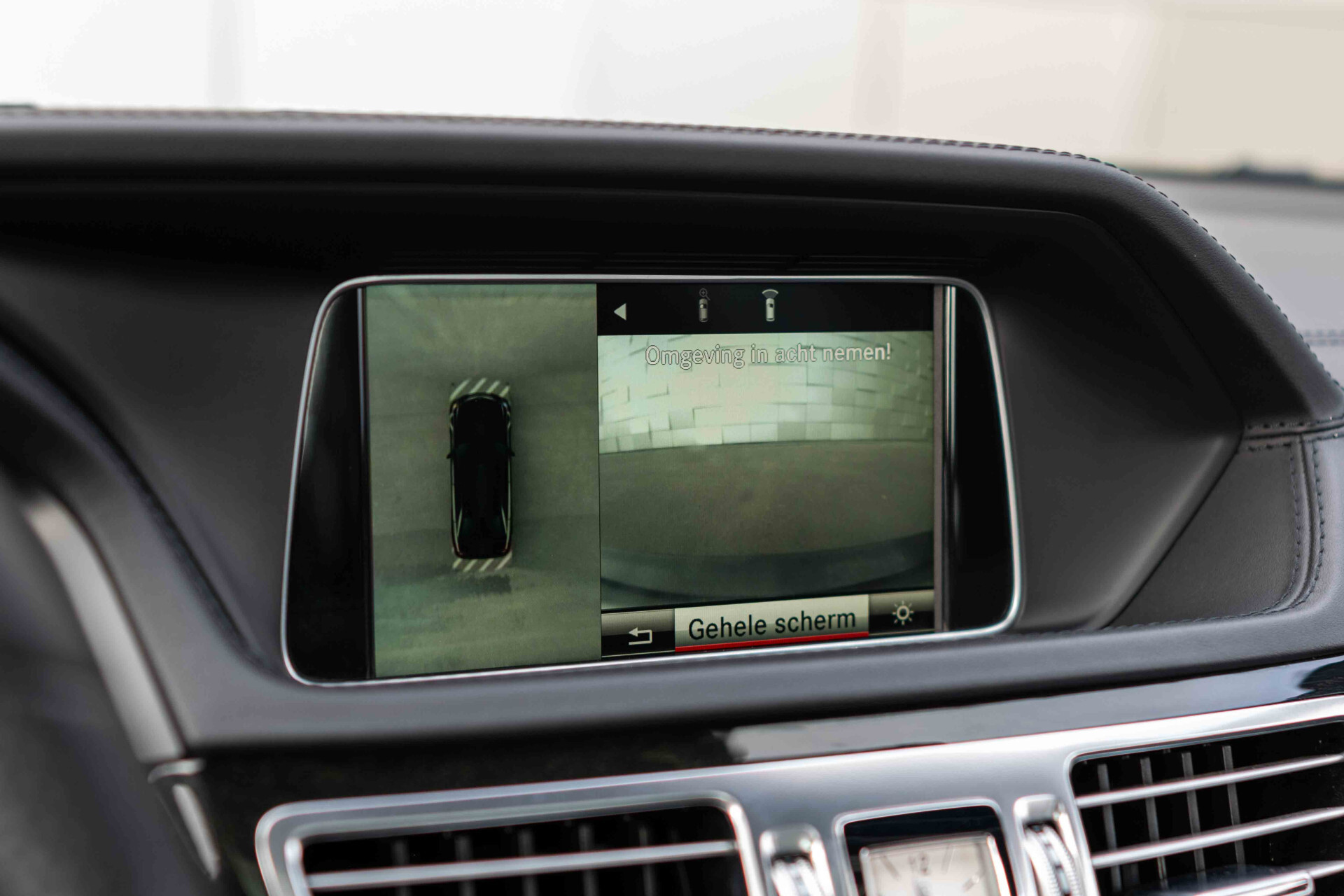 Mercedes-Benz E-Klasse 350 Bluetec AMG Massage | Distronic | Keyless | Stoelkoeling | Entertainment | 360 camera | Schuifdak | ILS | Zonnerolo's | 19" | Harman-Kardon | Aut7 Foto 16