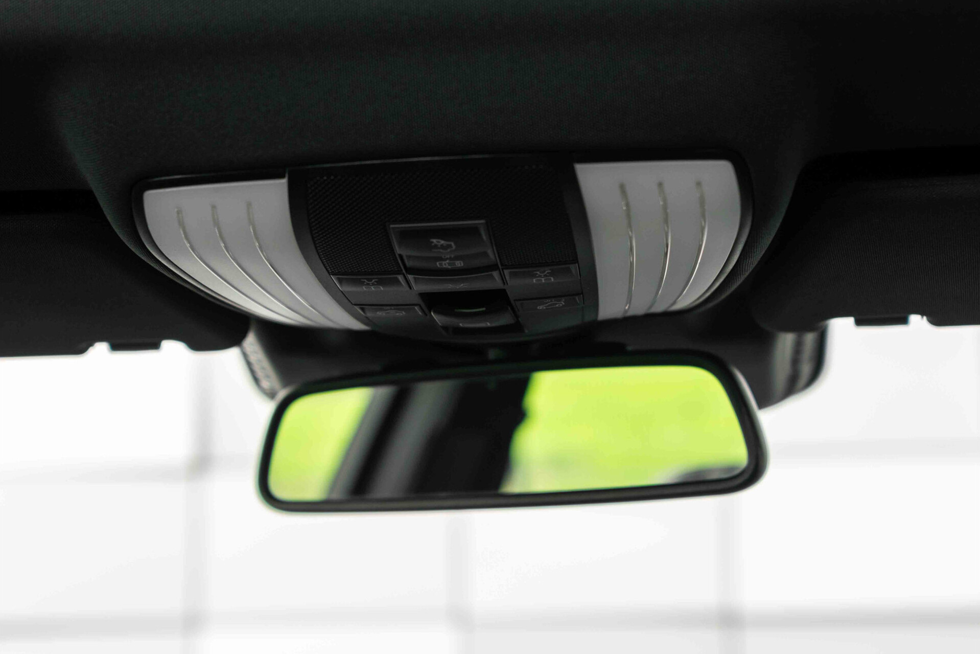 Mercedes-Benz E-Klasse 350 Bluetec AMG Massage | Distronic | Keyless | Stoelkoeling | Entertainment | 360 camera | Schuifdak | ILS | Zonnerolo's | 19" | Harman-Kardon | Aut7 Foto 26