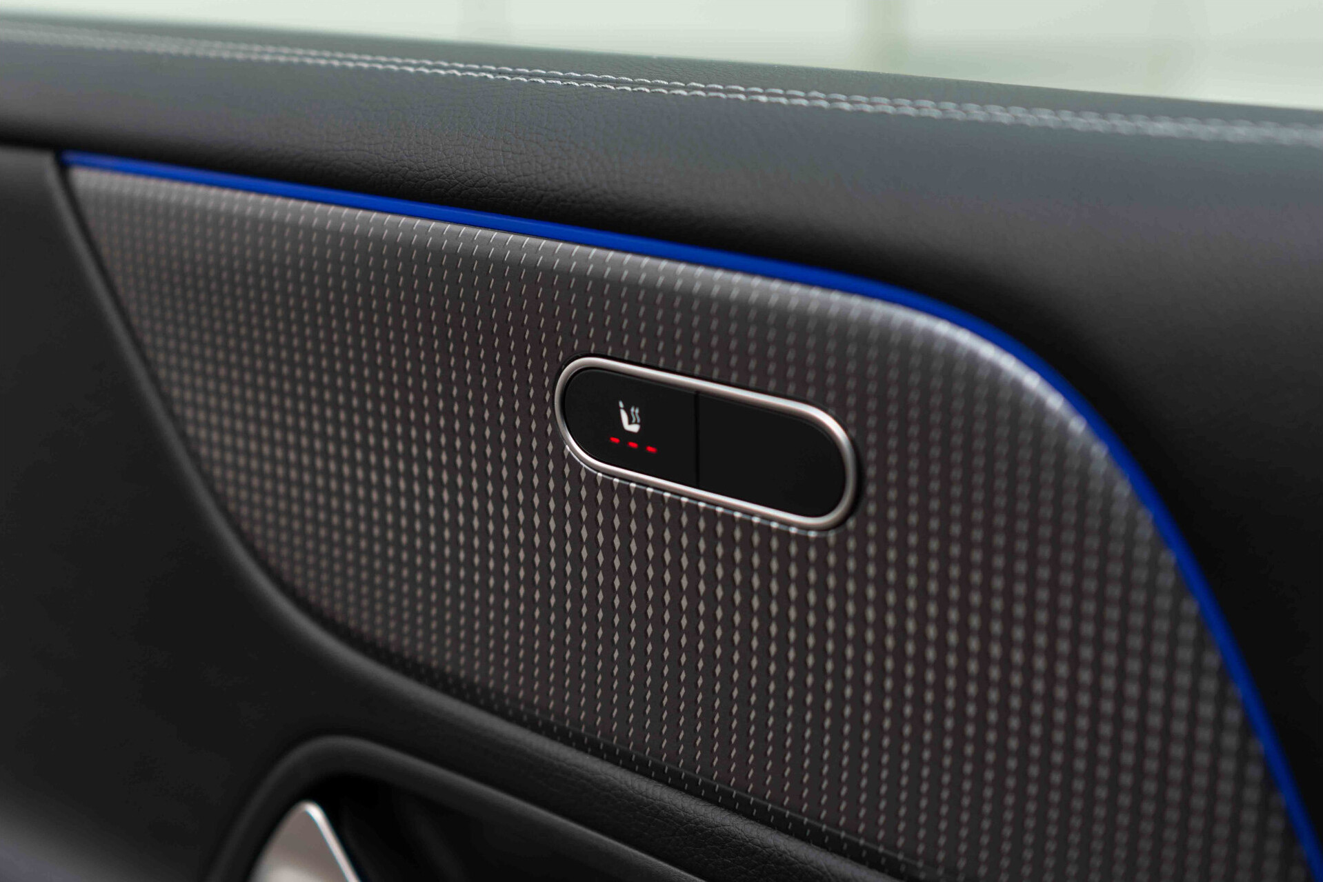 Mercedes-Benz GLB 180 Progressive Keyless-Go | MBUX | Sfeerverlichting | Camera | Verw-Stoelen | DAB | Privacyglas | Aut7 Foto 10