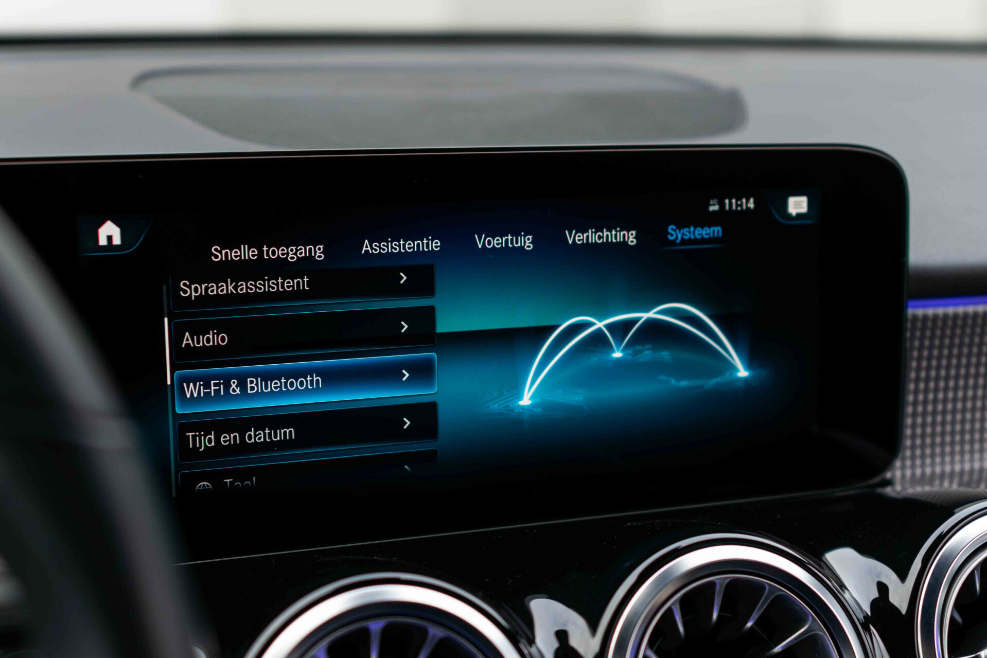 Mercedes-Benz GLB 180 Progressive Keyless-Go | MBUX | Sfeerverlichting | Camera | Verw-Stoelen | DAB | Privacyglas | Aut7 Foto 30