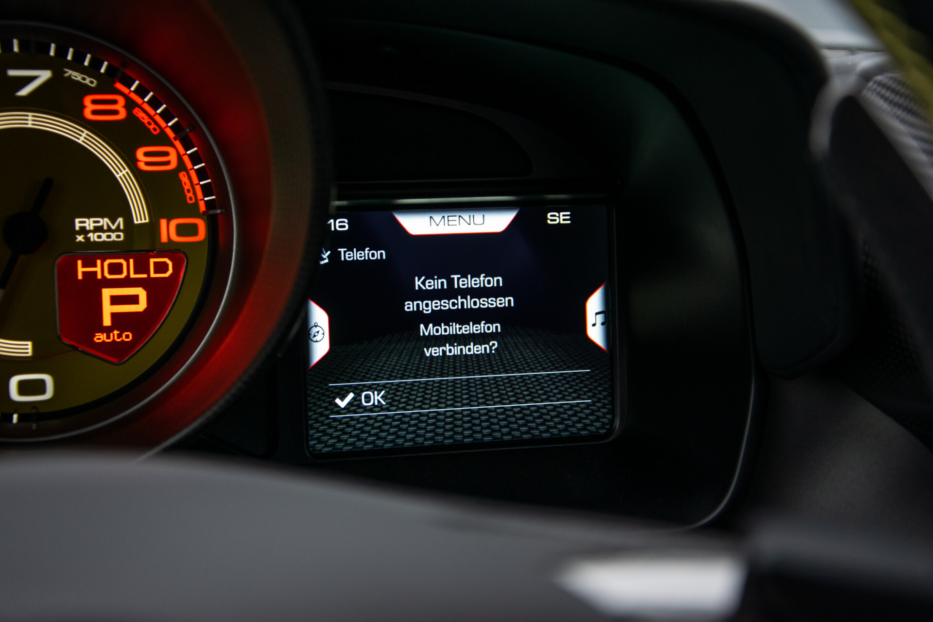 Ferrari F8 Tributo 3.9 V8 HELE Full Carbon | Lift | Racing Seats | Passenger Display | JBL | Camera Foto 34