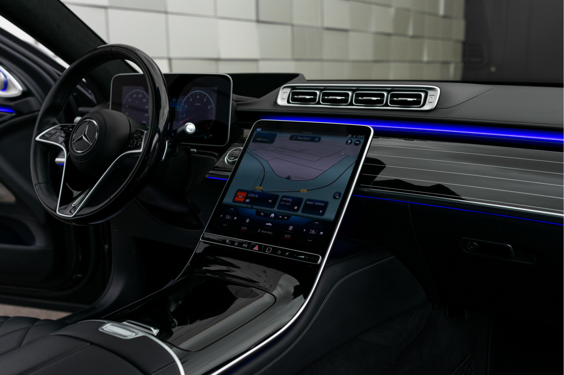 Mercedes-Benz S-Klasse 500 4-M Lang AMG First Class | Klaptafels | Burmester 4D | Manufaktur | 4xMassage | Standkachel | 3xTV | Achterasbesturing | 21" Foto 16