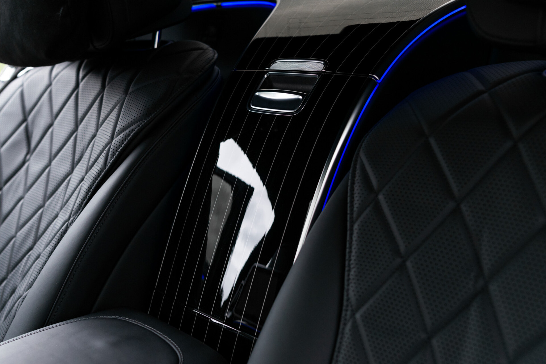 Mercedes-Benz S-Klasse 500 4-M Lang AMG First Class | Klaptafels | Burmester 4D | Manufaktur | 4xMassage | Standkachel | 3xTV | Achterasbesturing | 21" Foto 31