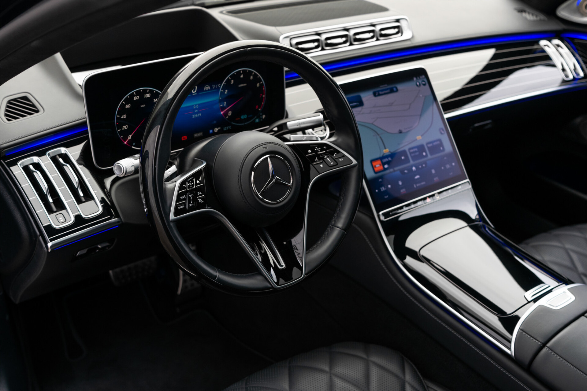 Mercedes-Benz S-Klasse 500 4-M Lang AMG First Class | Klaptafels | Burmester 4D | Manufaktur | 4xMassage | Standkachel | 3xTV | Achterasbesturing | 21" Foto 5