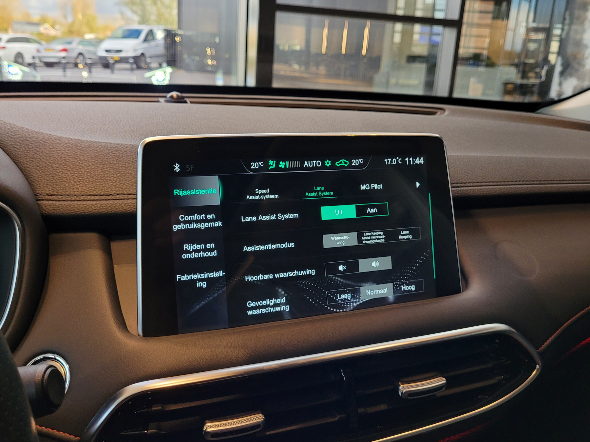 MG EHS 1.5 TGDI Luxury Panoramadak | 360 camera | Acc | Leder | 1ste eigenaar | NL Auto Foto 17