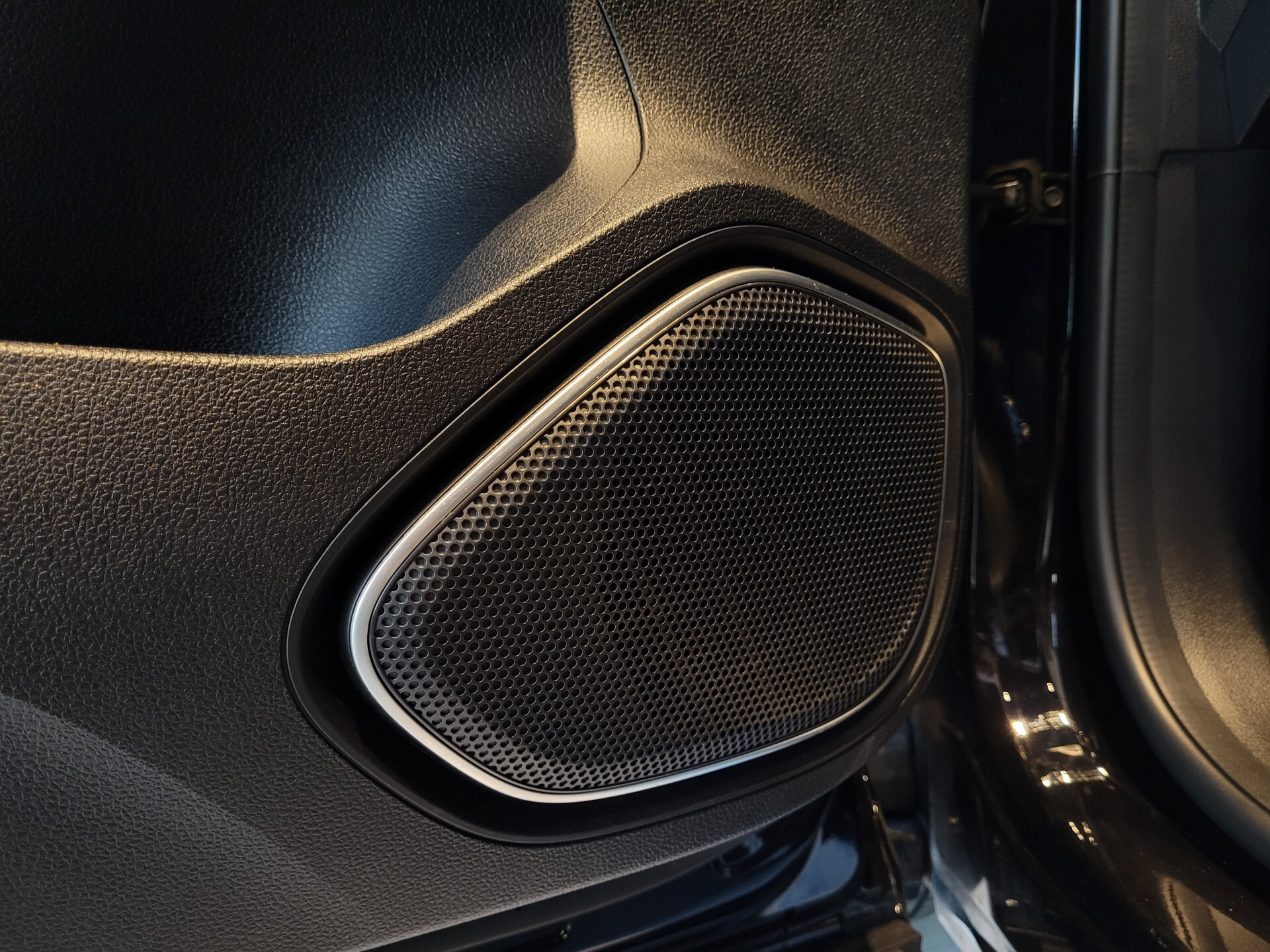 MG EHS 1.5 TGDI Luxury Panoramadak | 360 camera | Acc | Leder | 1ste eigenaar | NL Auto Foto 22