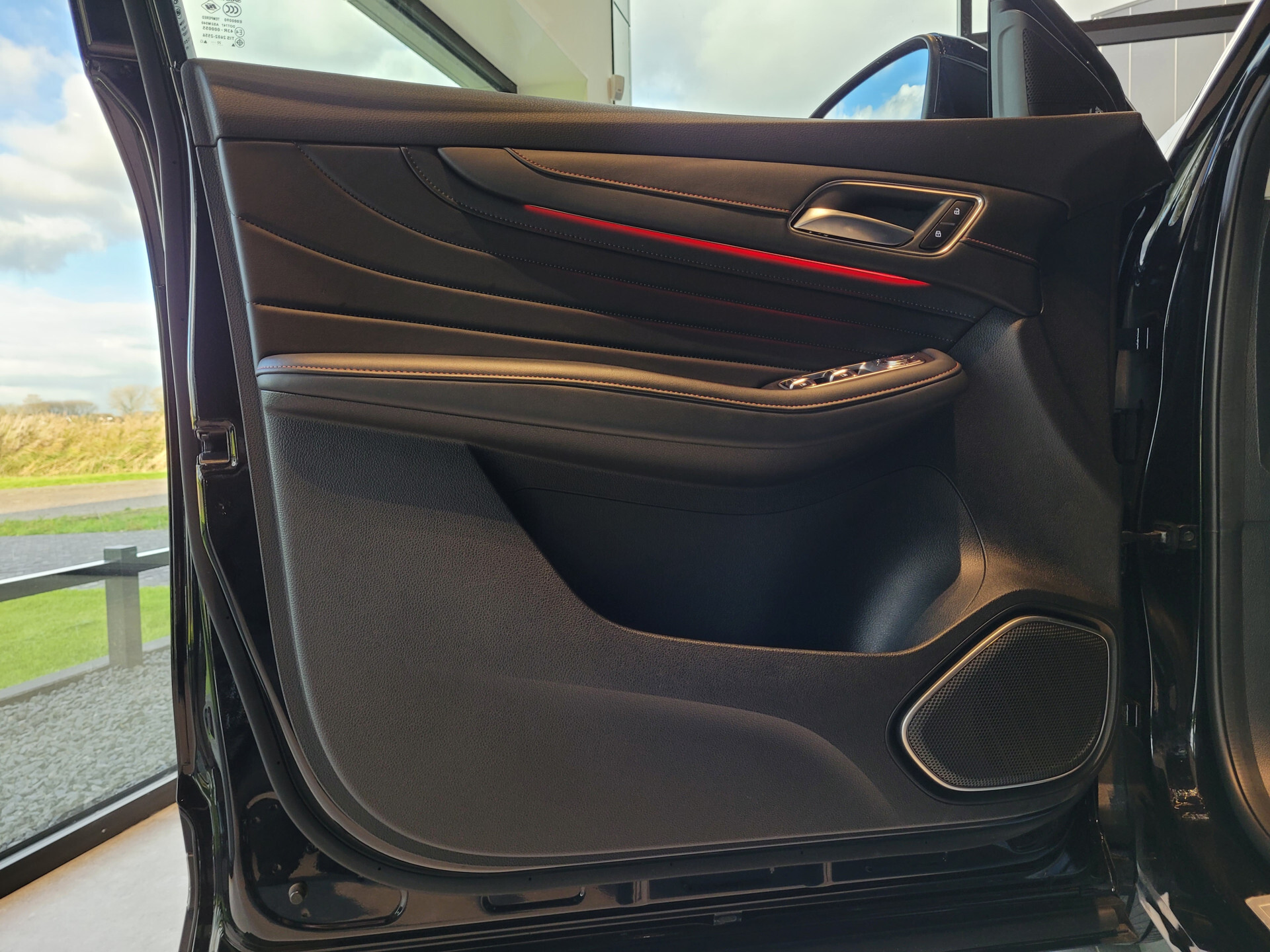 MG EHS 1.5 TGDI Luxury Panoramadak | 360 camera | Acc | Leder | 1ste eigenaar | NL Auto Foto 8