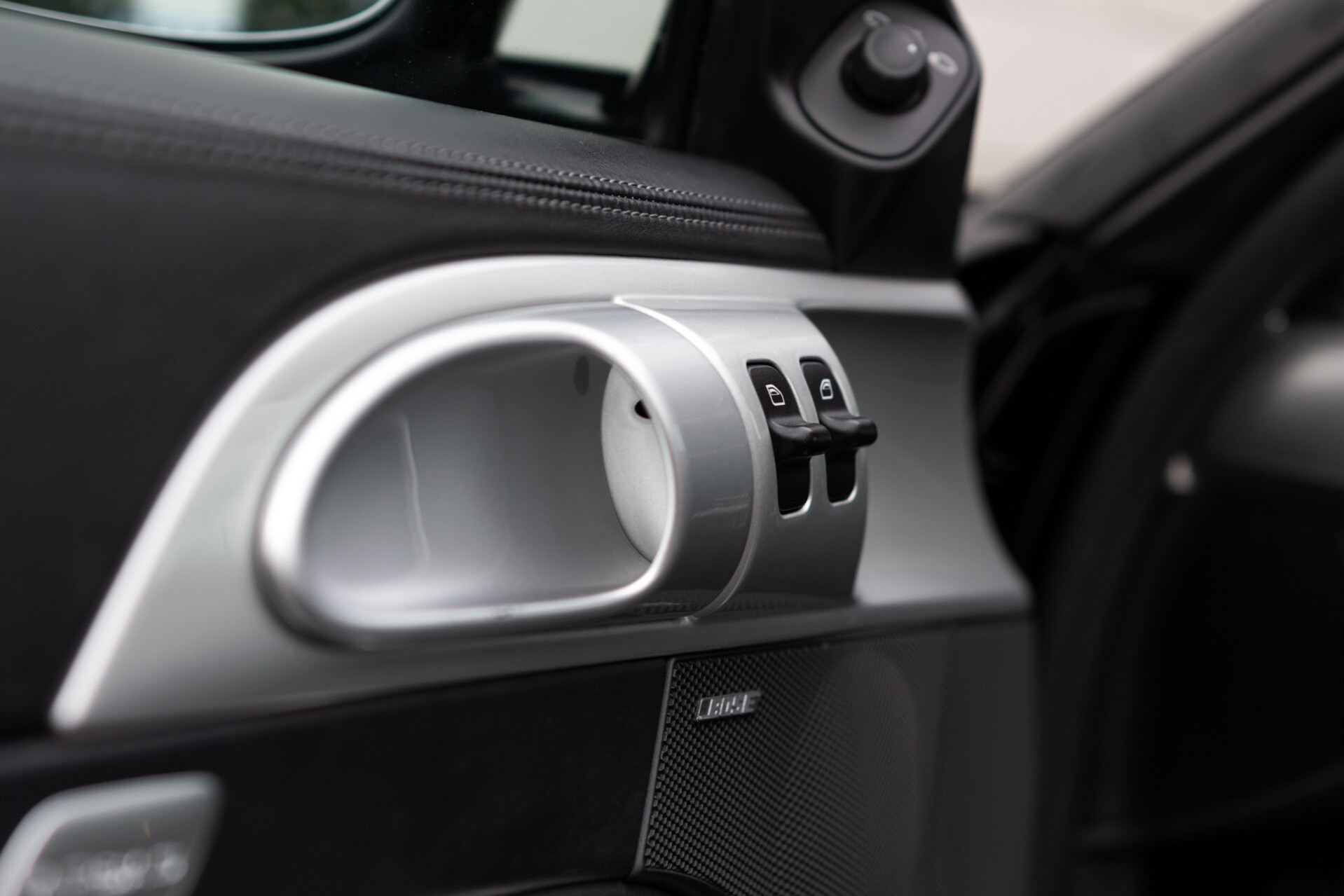 Porsche 911 3.8 Carrera 4S Origineel Nederlands | Volledige historie | Bose | Sportchrono Plus | Sportuitlaat | Schuifdak Foto 11