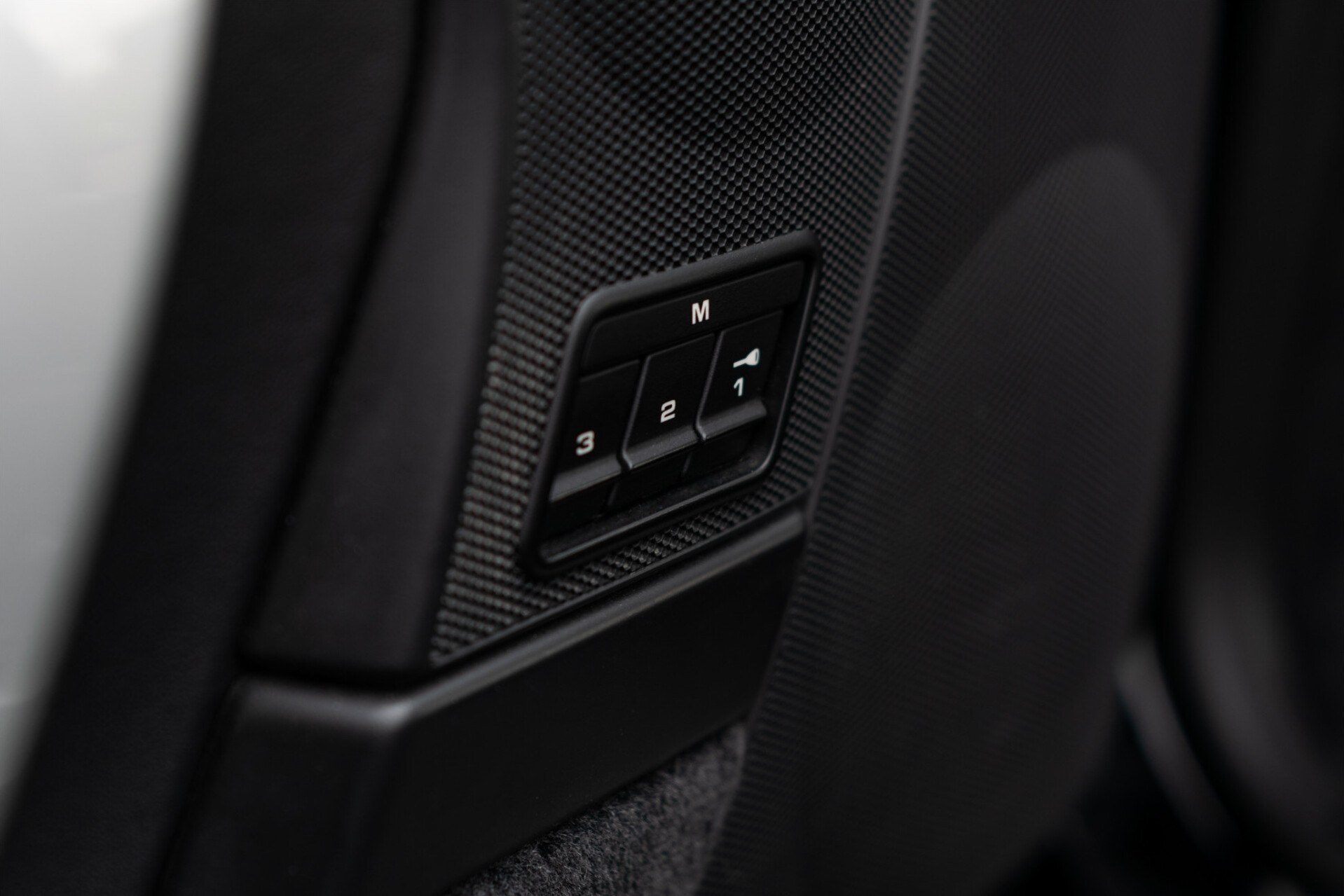 Porsche 911 3.8 Carrera 4S Origineel Nederlands | Volledige historie | Bose | Sportchrono Plus | Sportuitlaat | Schuifdak Foto 15