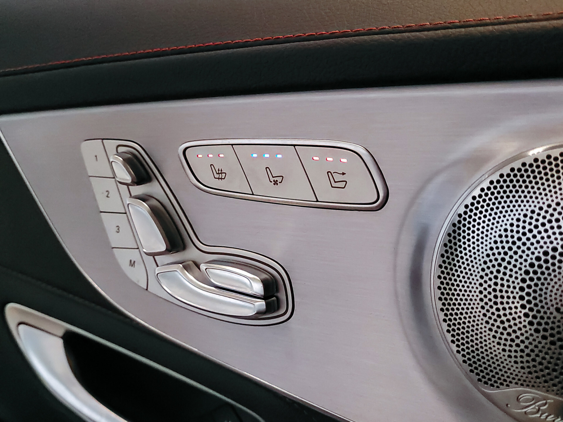 Mercedes-Benz C-Klasse Cabrio 43 AMG 4-M Distronic | Burmester | Keyless | Stoelkoeling | Memory | ILS | Nappa | Airscarf | 19" Aut9 Foto 12