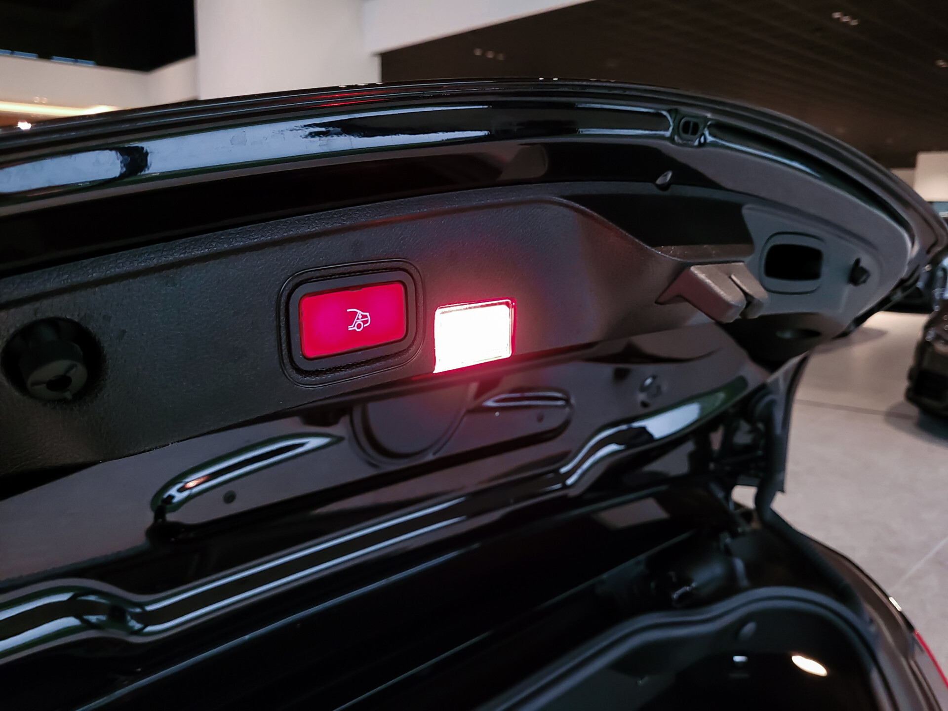 Mercedes-Benz C-Klasse Cabrio 43 AMG 4-M Distronic | Burmester | Keyless | Stoelkoeling | Memory | ILS | Nappa | Airscarf | 19" Aut9 Foto 29