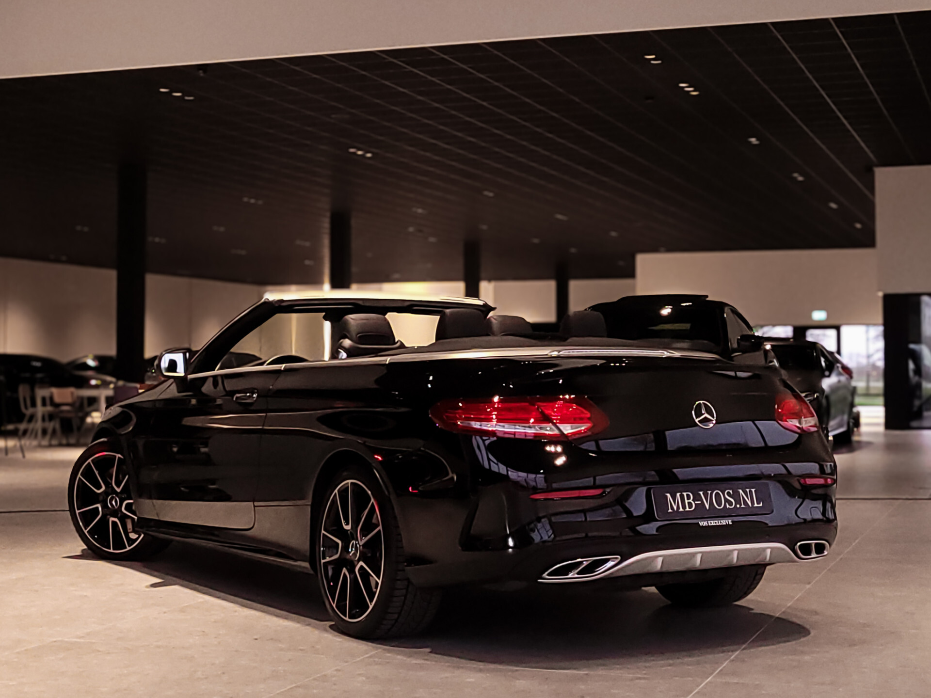 Mercedes-Benz C-Klasse Cabrio 43 AMG 4-M Distronic | Burmester | Keyless | Stoelkoeling | Memory | ILS | Nappa | Airscarf | 19" Aut9 Foto 3