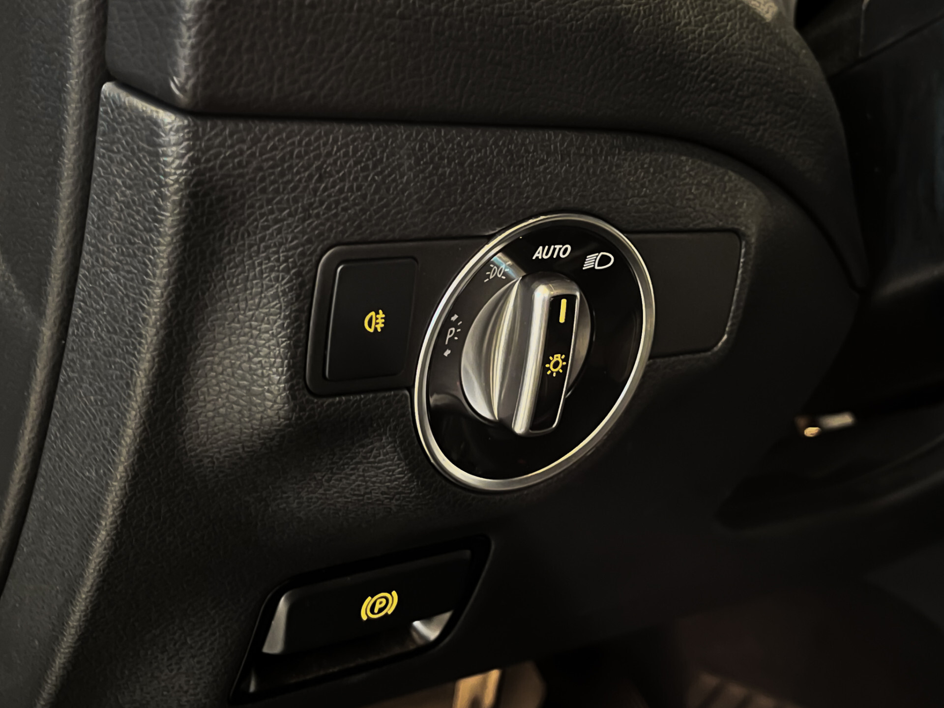 Mercedes-Benz GLA 180 Facelift Progressive | Spoorpakket | Keyless | Verw-stoelen | Media display | 18" | Aut7 Foto 16