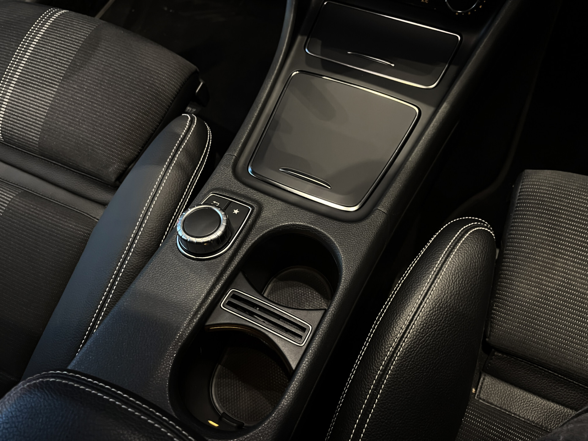 Mercedes-Benz GLA 180 Facelift Progressive | Spoorpakket | Keyless | Verw-stoelen | Media display | 18" | Aut7 Foto 22