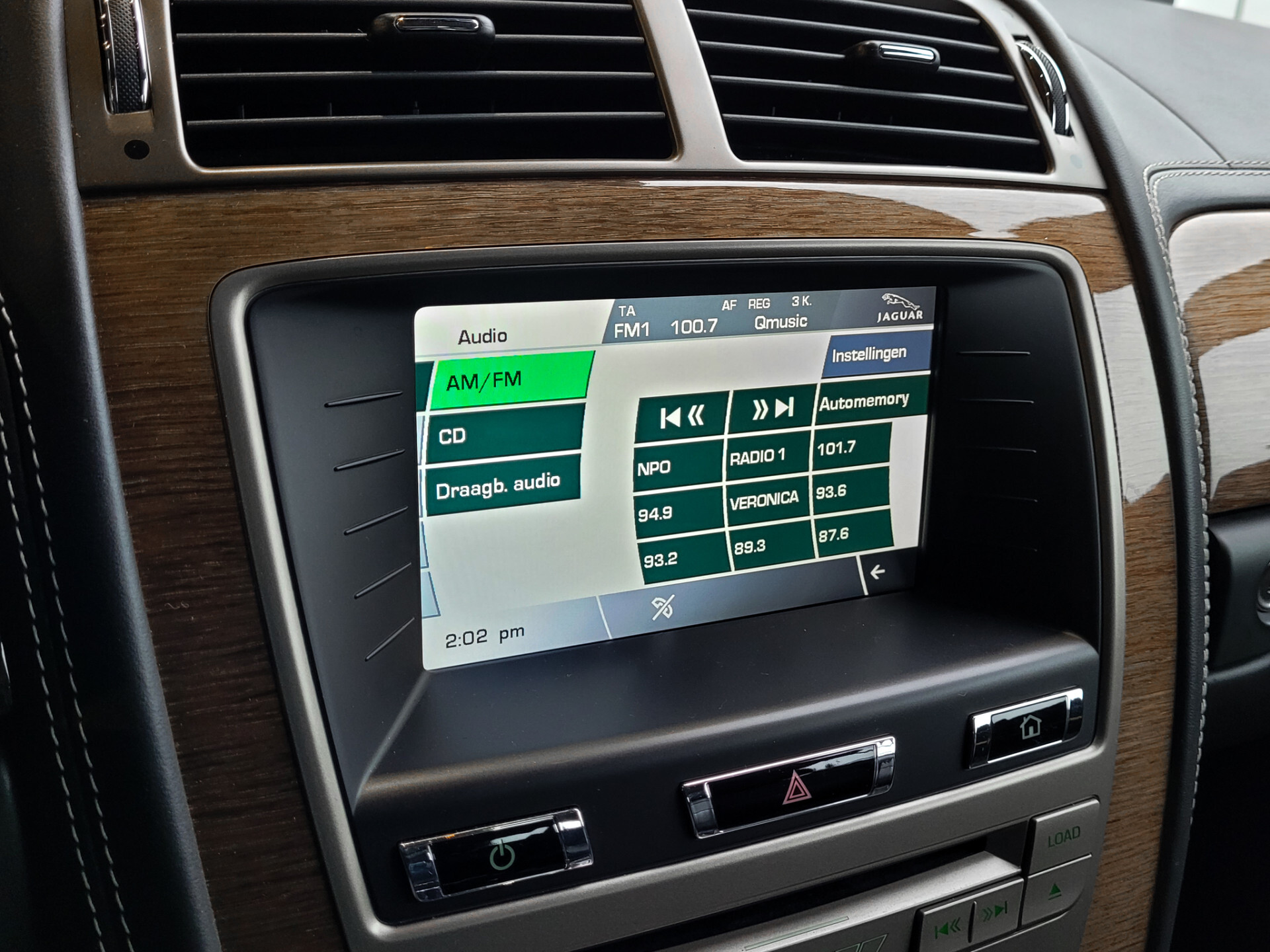 Jaguar XK 5.0 V8 Coupé Portfolio Dealer onderhouden | 2e eigenaar | B&W | 20" | Alcantara Foto 10