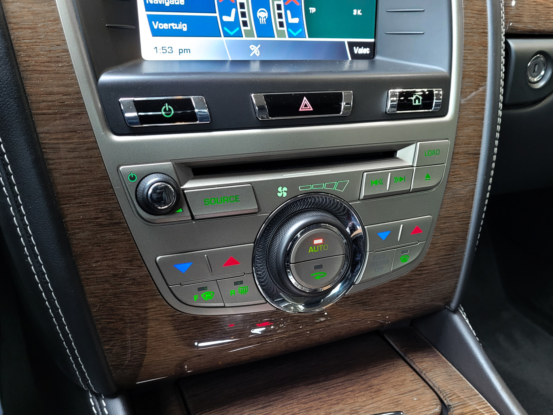 Jaguar XK 5.0 V8 Coupé Portfolio Dealer onderhouden | 2e eigenaar | B&W | 20" | Alcantara Foto 23