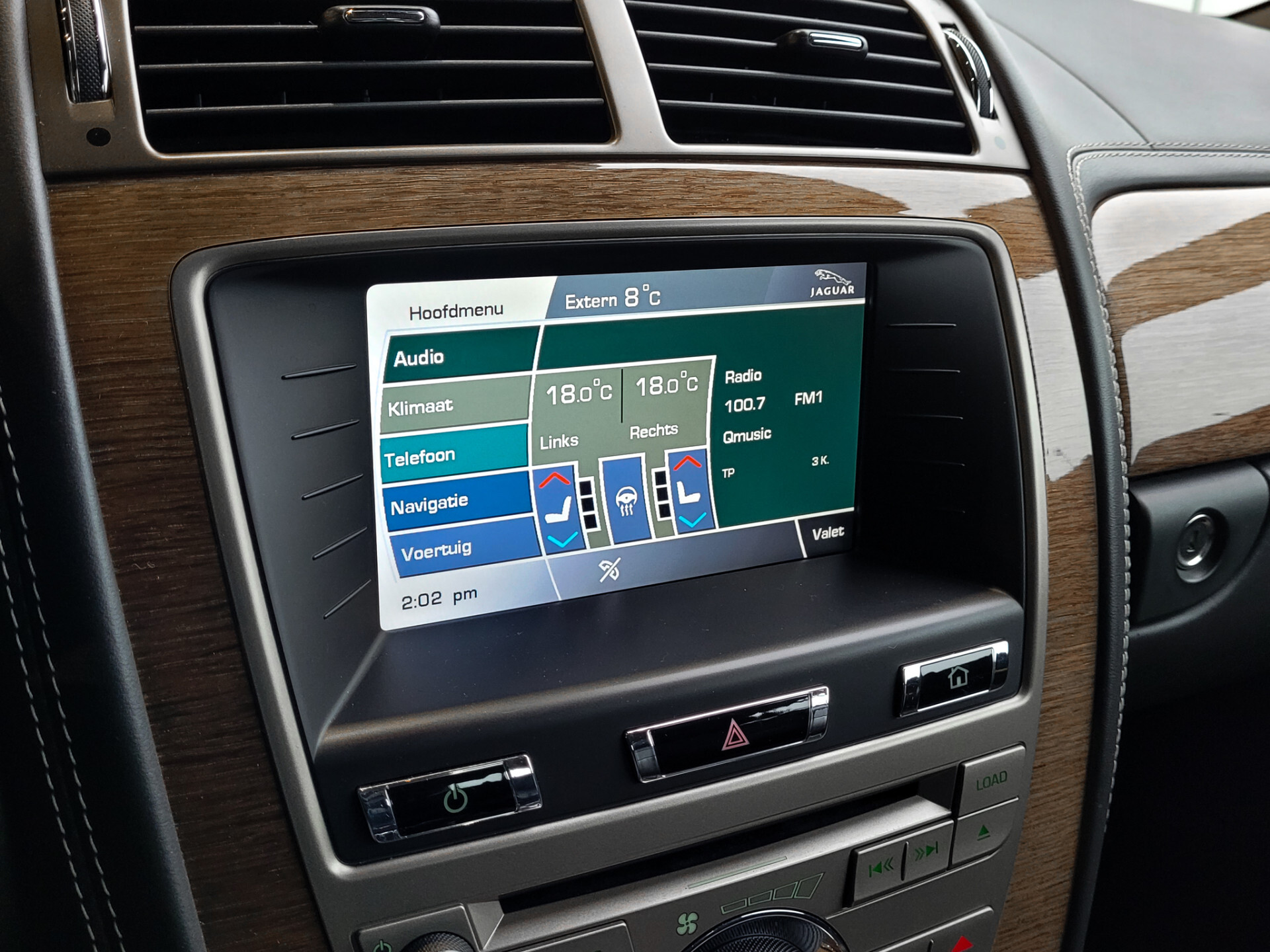 Jaguar XK 5.0 V8 Coupé Portfolio Dealer onderhouden | 2e eigenaar | B&W | 20" | Alcantara Foto 8