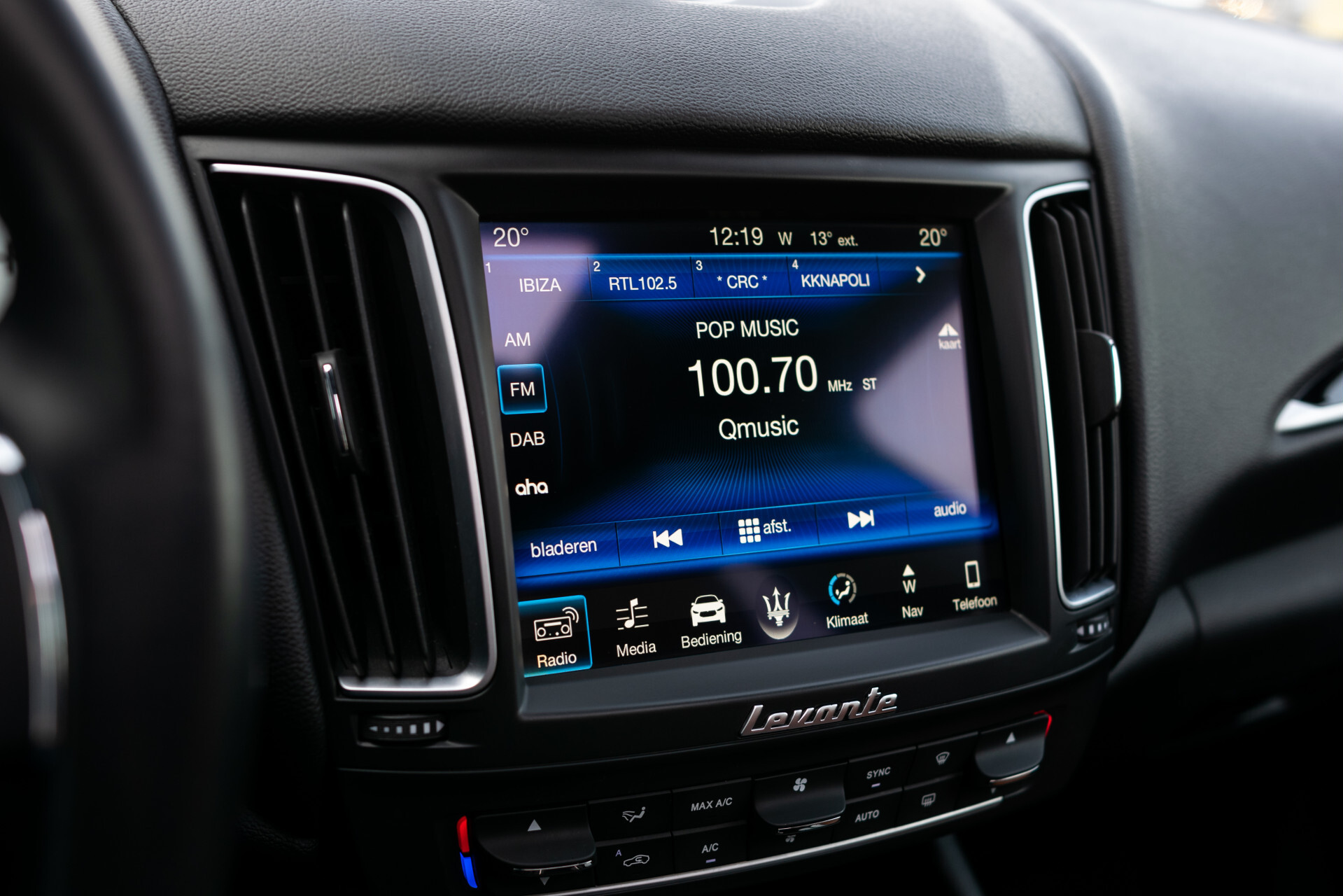 Maserati Levante 3.0 V6 D Q4 Panorama | 21" | Luchtvering | Keyless | Driving Assistance Pack Plus Foto 12