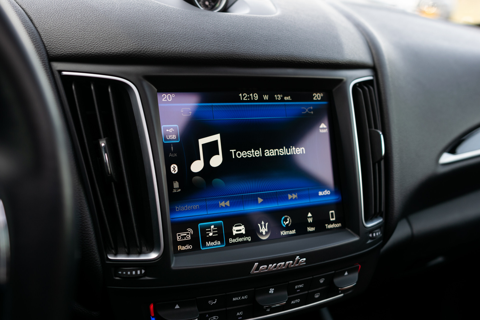 Maserati Levante 3.0 V6 D Q4 Panorama | 21" | Luchtvering | Keyless | Driving Assistance Pack Plus Foto 14