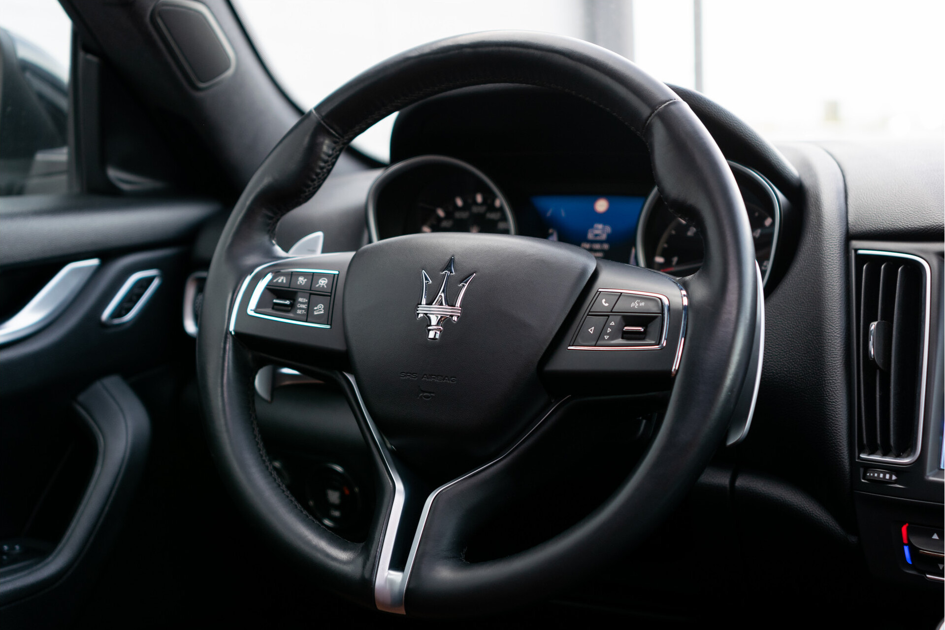 Maserati Levante 3.0 V6 D Q4 Panorama | 21" | Luchtvering | Keyless | Driving Assistance Pack Plus Foto 34