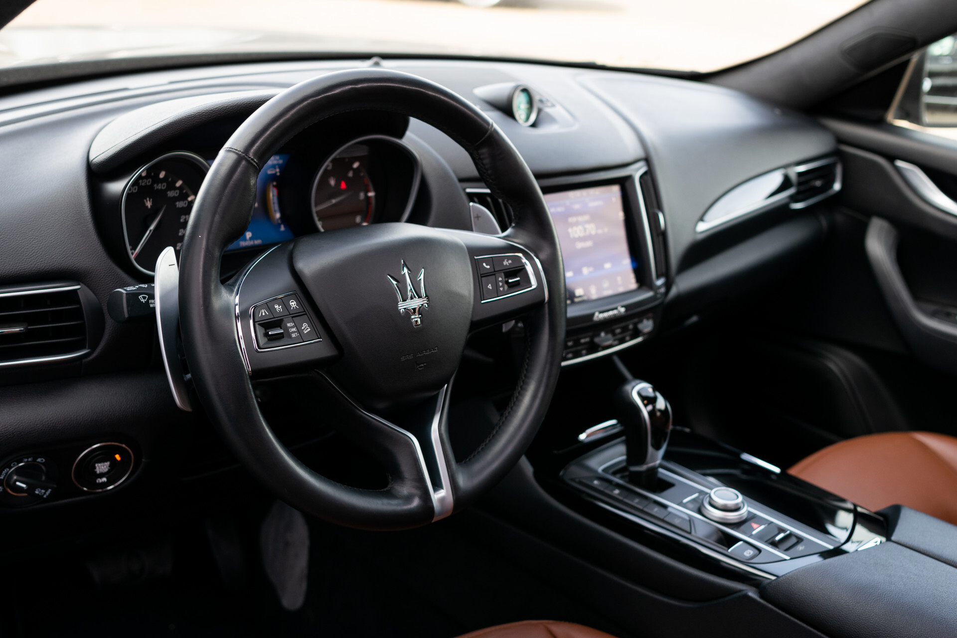 Maserati Levante 3.0 V6 D Q4 Panorama | 21" | Luchtvering | Keyless | Driving Assistance Pack Plus Foto 8