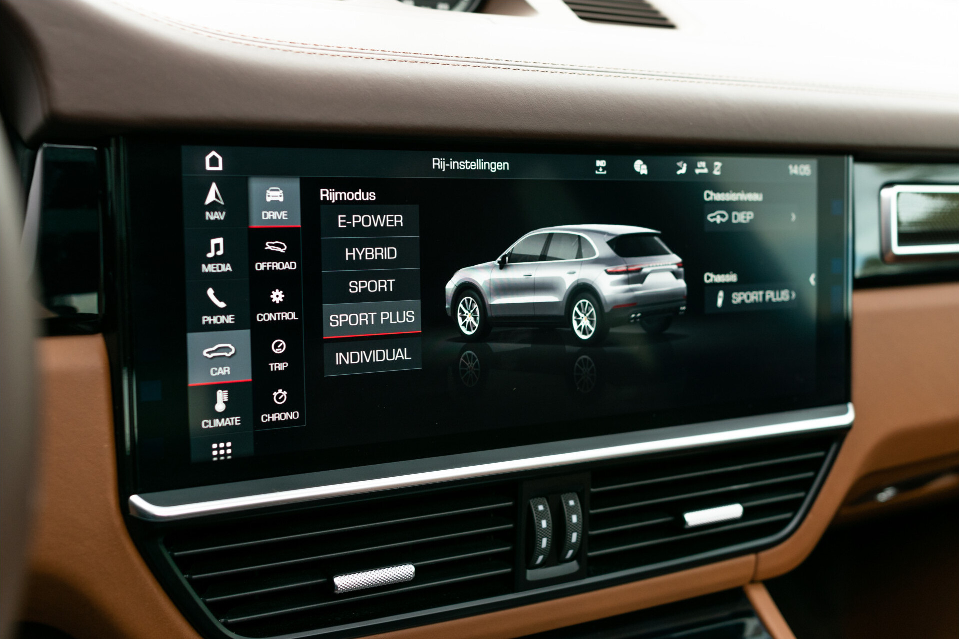 Porsche Cayenne 3.0 E-Hybrid Sport Design | Club leder | Carbon | 4W-steering | Adaptieve Cruise | Adaptieve Stoelen | Panorama Aut8 Foto 12