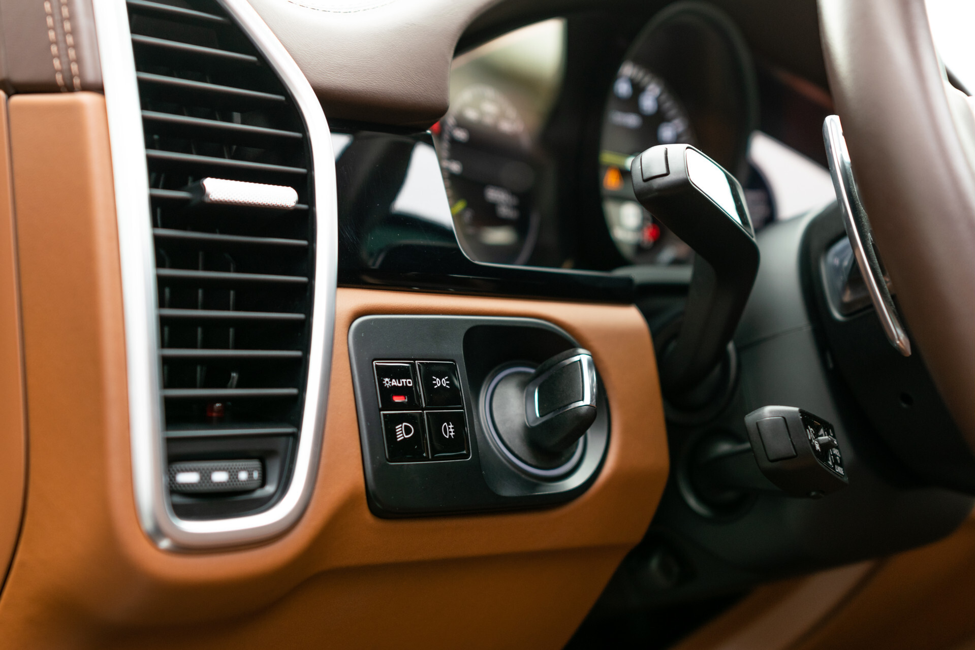 Porsche Cayenne 3.0 E-Hybrid Sport Design | Club leder | Carbon | 4W-steering | Adaptieve Cruise | Adaptieve Stoelen | Panorama Aut8 Foto 17