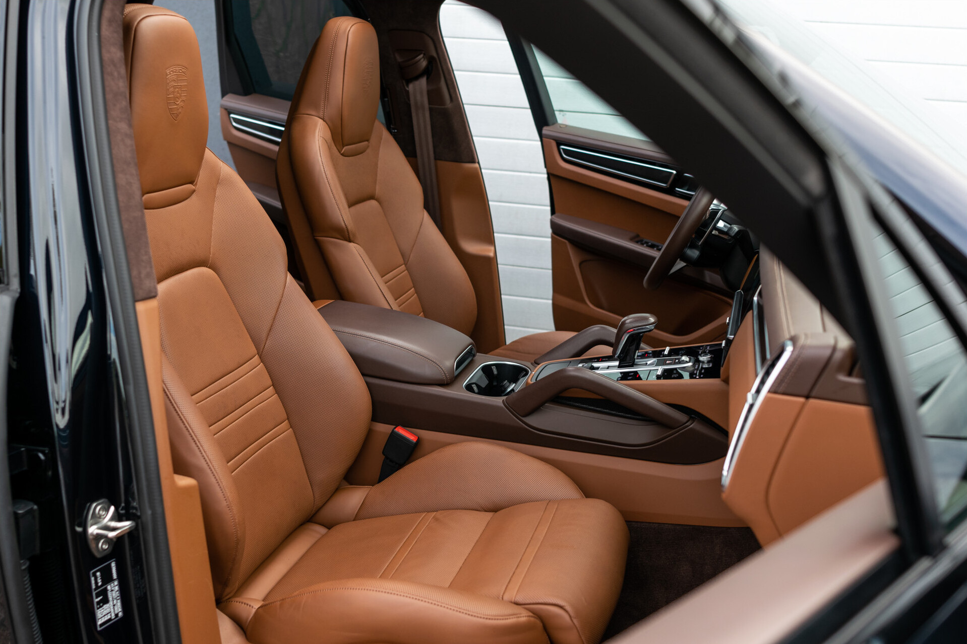 Porsche Cayenne 3.0 E-Hybrid Sport Design | Club leder | Carbon | 4W-steering | Adaptieve Cruise | Adaptieve Stoelen | Panorama Aut8 Foto 3