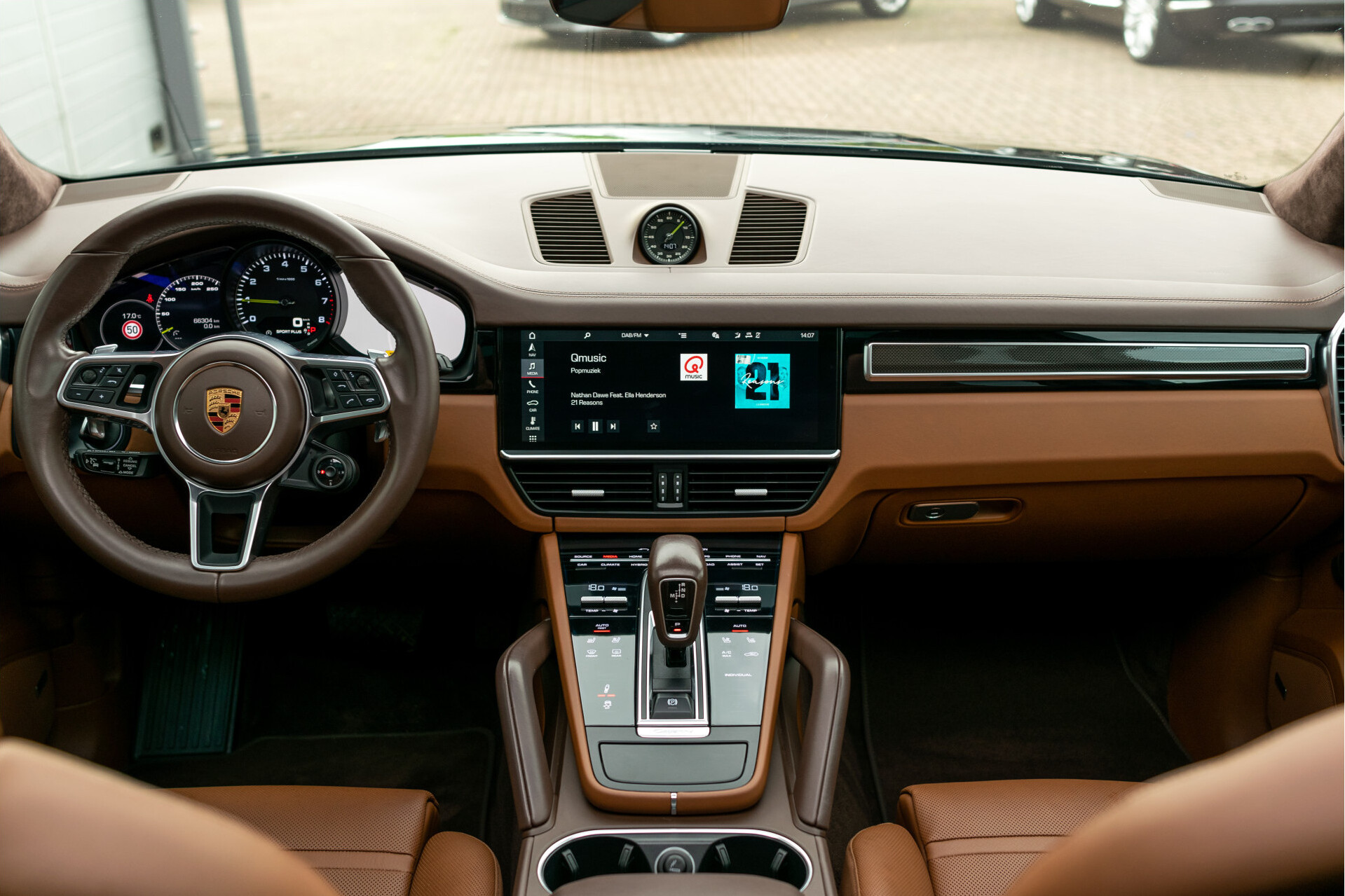 Porsche Cayenne 3.0 E-Hybrid Sport Design | Club leder | Carbon | 4W-steering | Adaptieve Cruise | Adaptieve Stoelen | Panorama Aut8 Foto 5