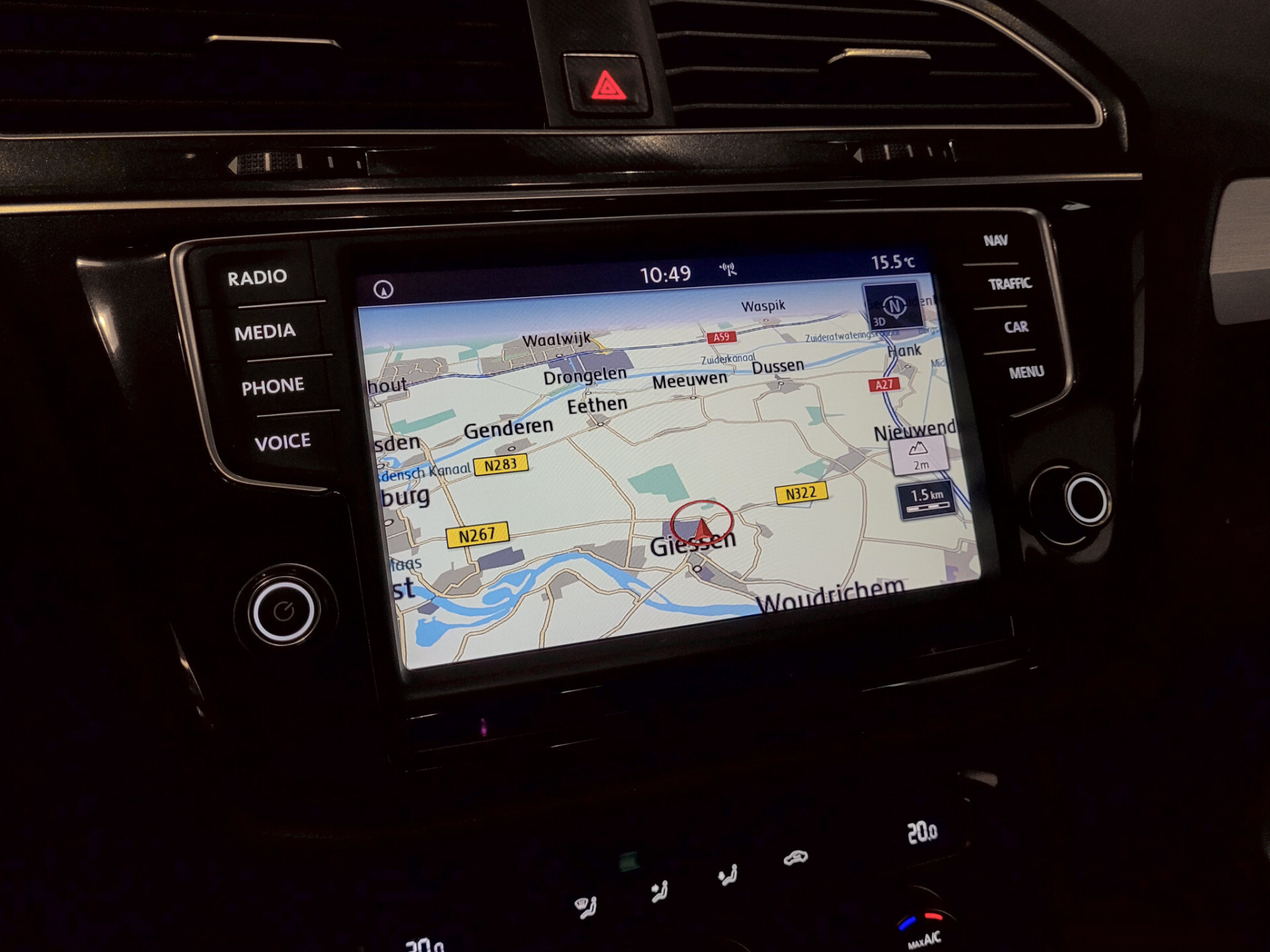 Volkswagen Tiguan 1.4 TSI R-Line Fullmap Navi | Carplay | ECC | DAB | 17" | Privacyglas | PDC Foto 9
